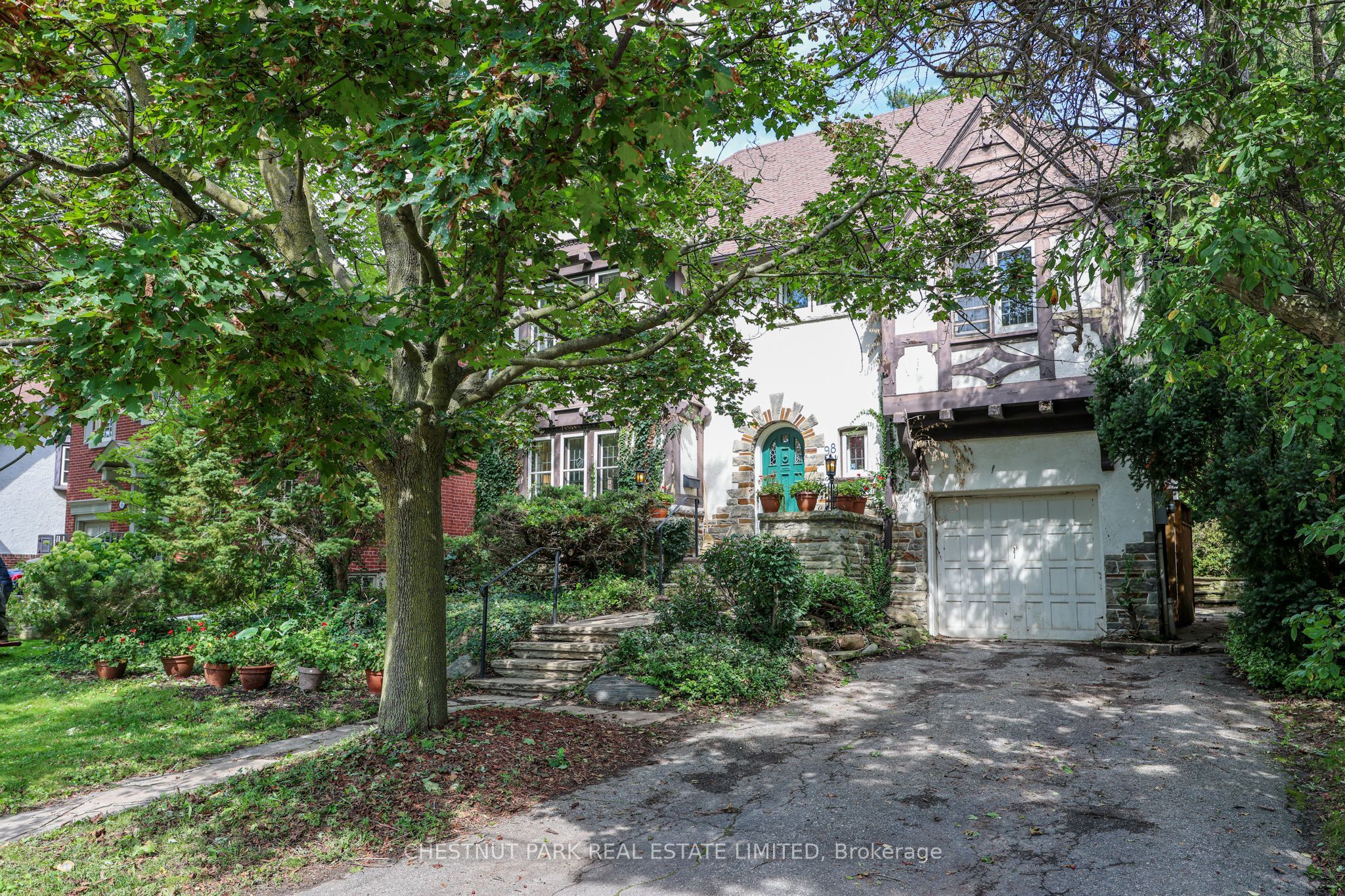 98 St. Leonards Avenue, Toronto, ON M4N 1K5 photo 2