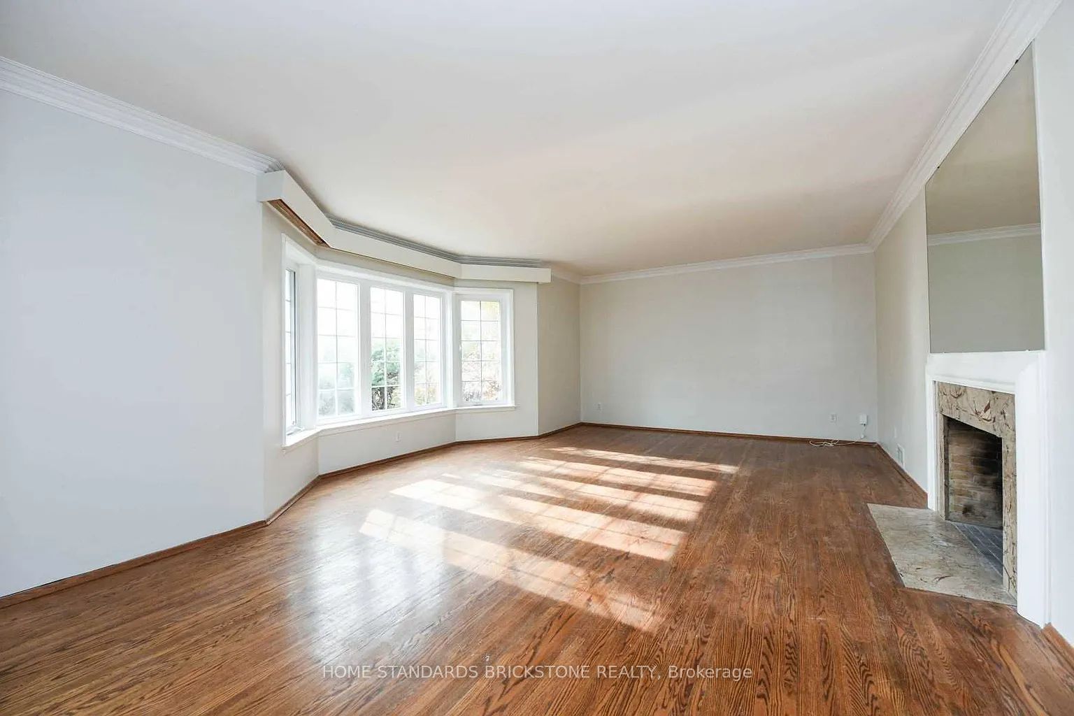 90 Centre Avenue N, Toronto, ON M2M 2L6 photo 4