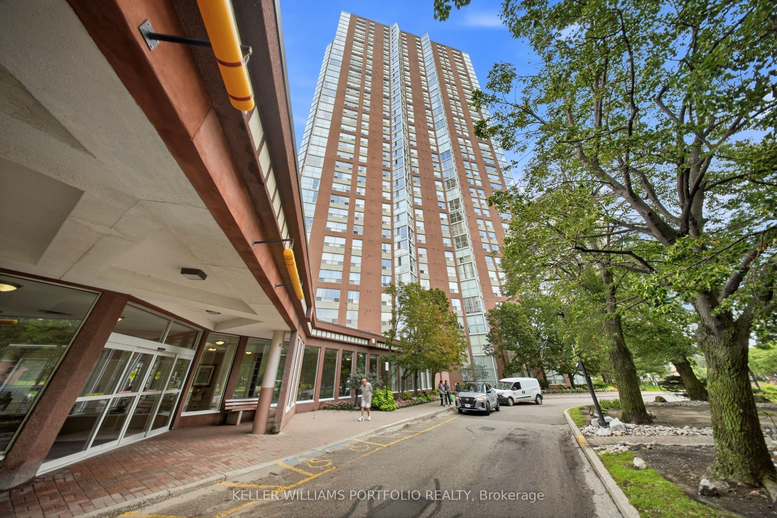5 Concorde Place 2910, Toronto, ON M3C 3M8 photo 4