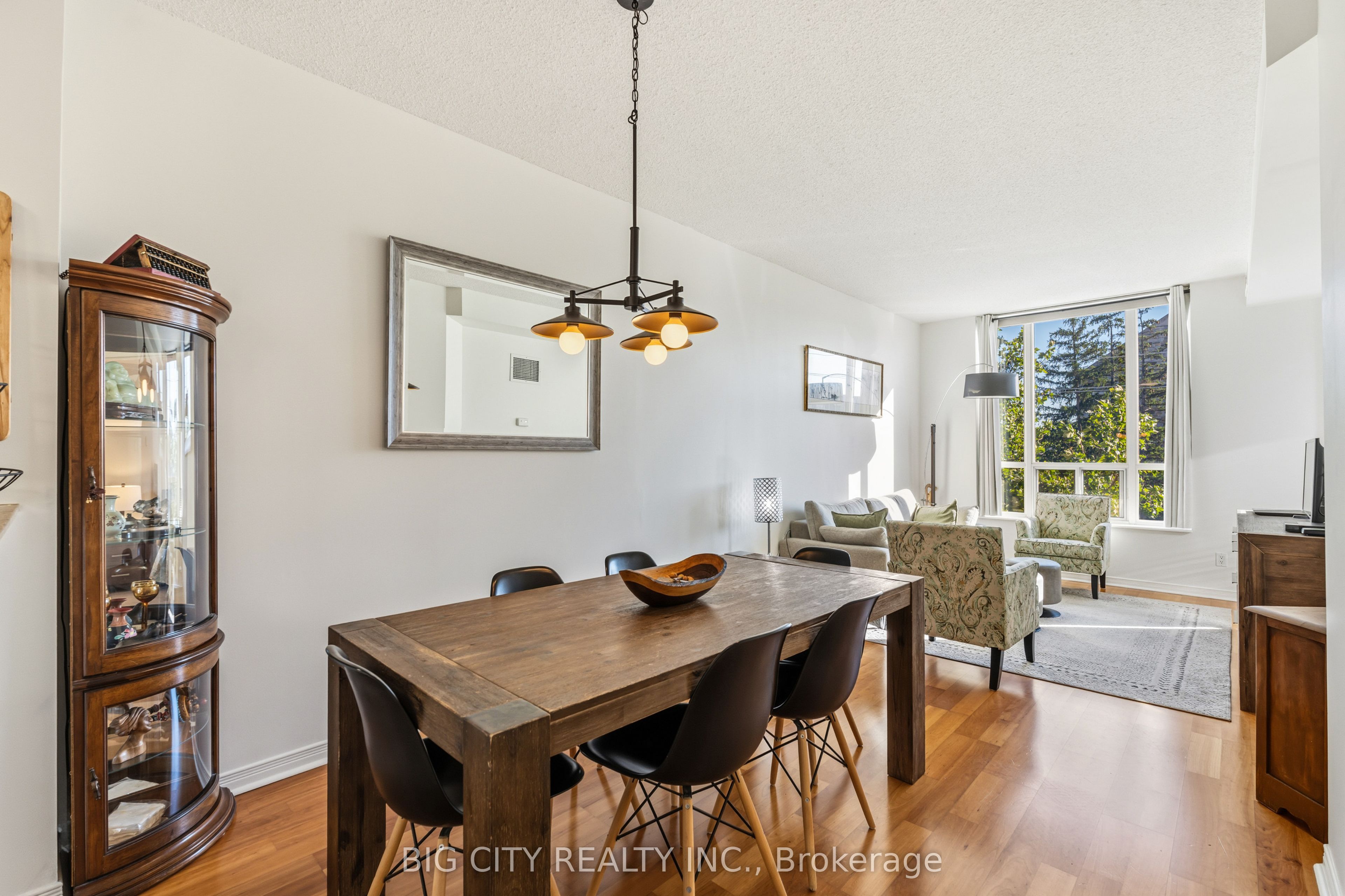 455 Rosewell Avenue 412, Toronto, ON M4R 2H9 photo 3