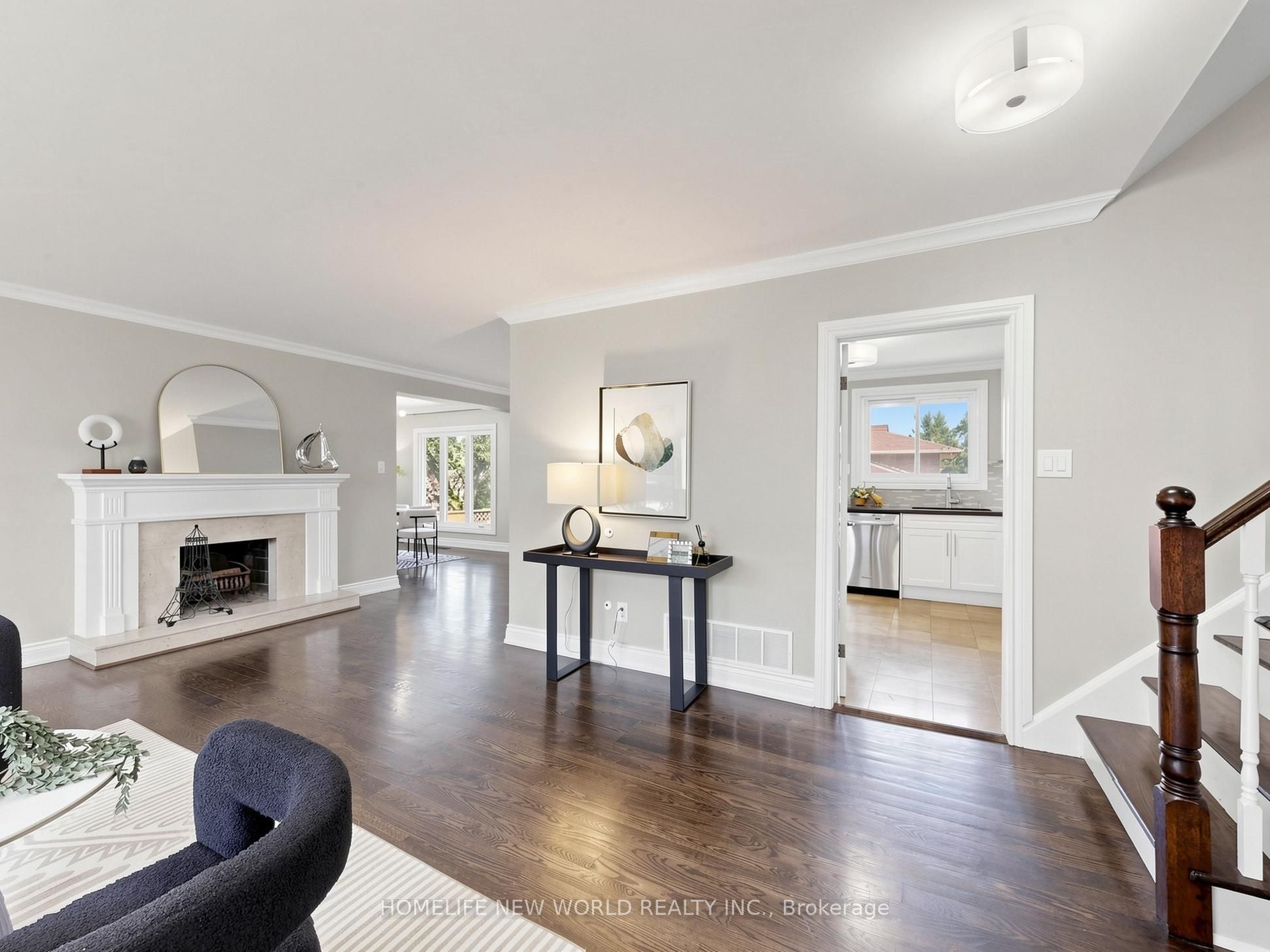 5 Alderdale Court, Toronto, ON M3B 2H8 photo 4