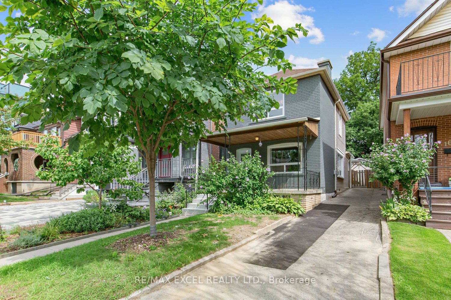 165 Winona Drive, Toronto, ON M6G 3T1 photo 2