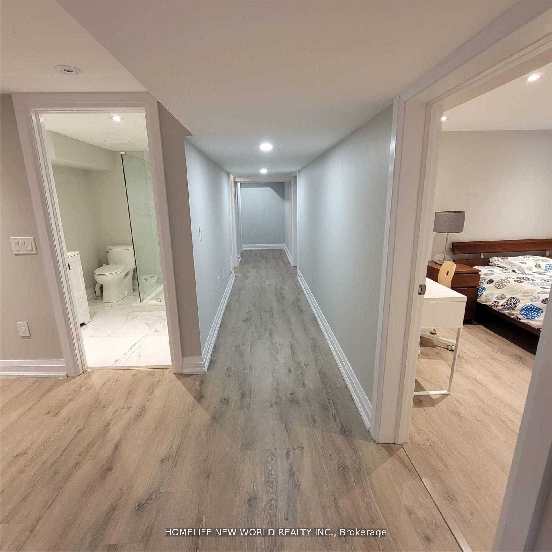 41 Brucewood Crescent, Toronto, ON M6A 2G7 photo 5