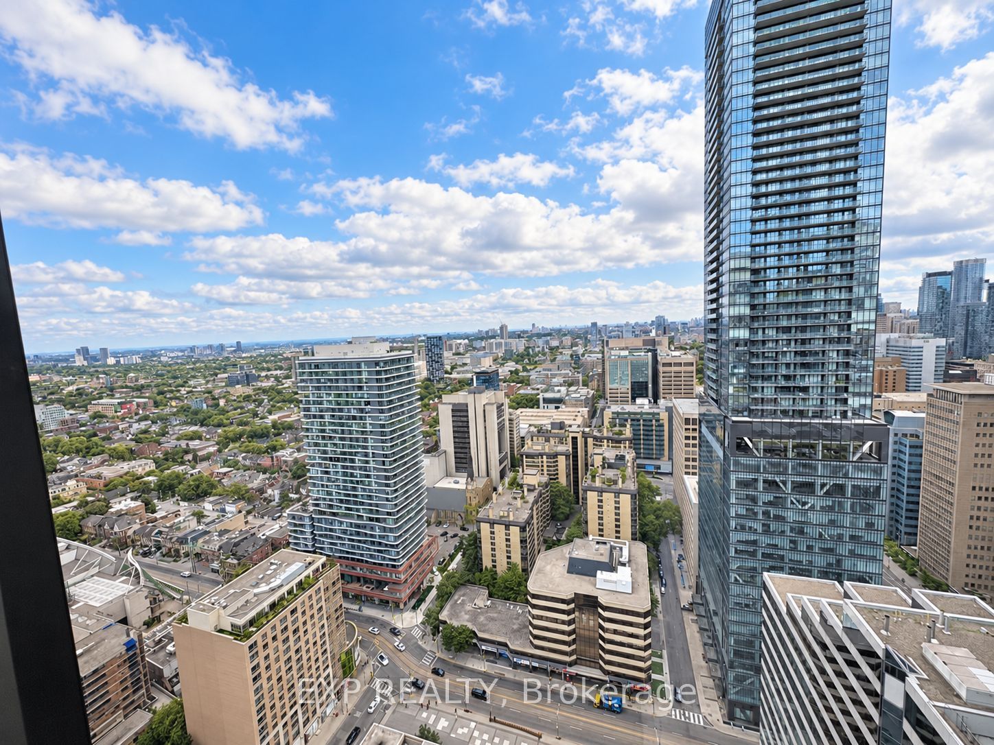238 Simcoe Street 3703, Toronto, ON M5T 0E2 photo 5