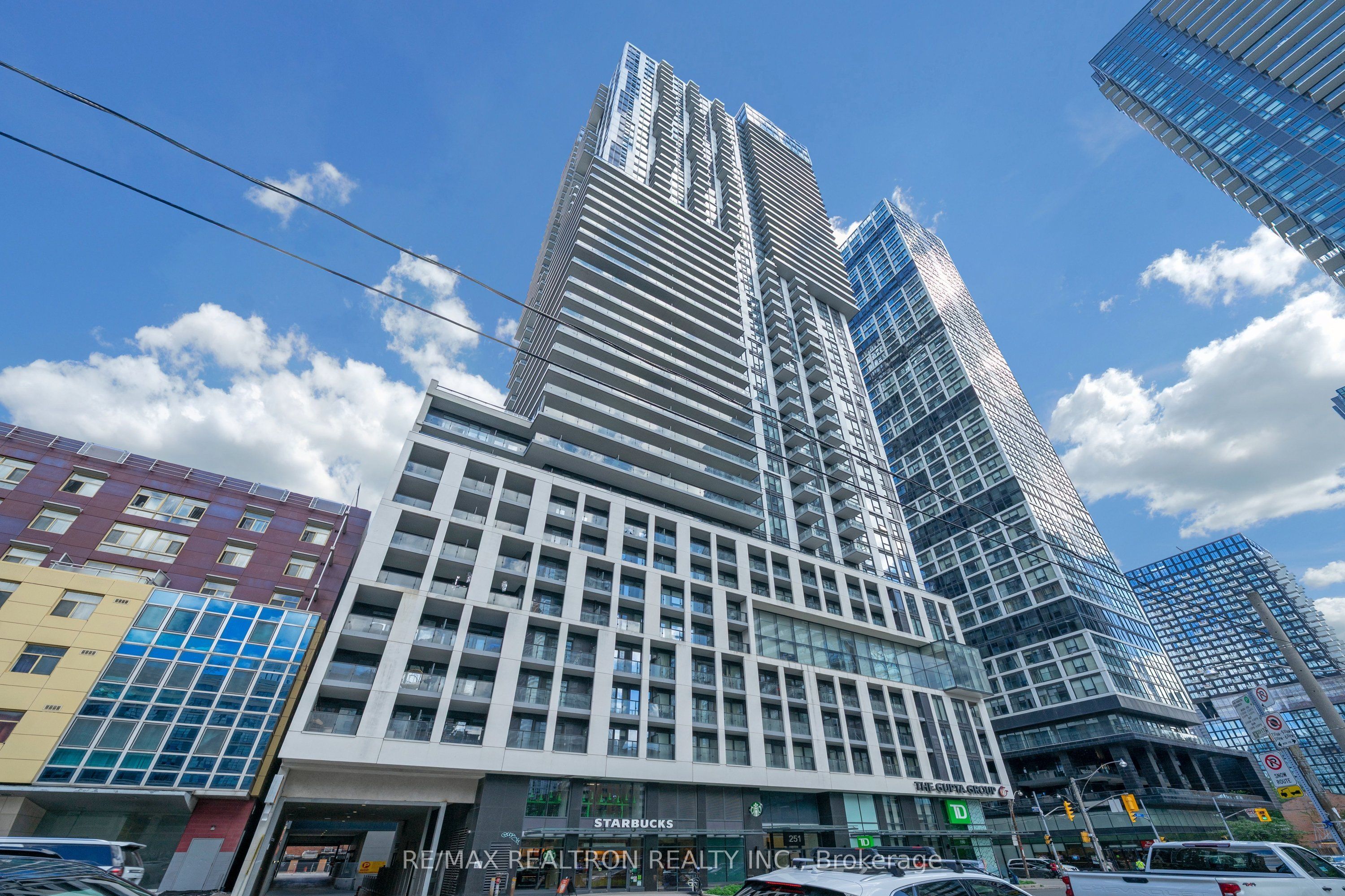251 Jarvis Street 514, Toronto, ON M5B 0C3 photo 2