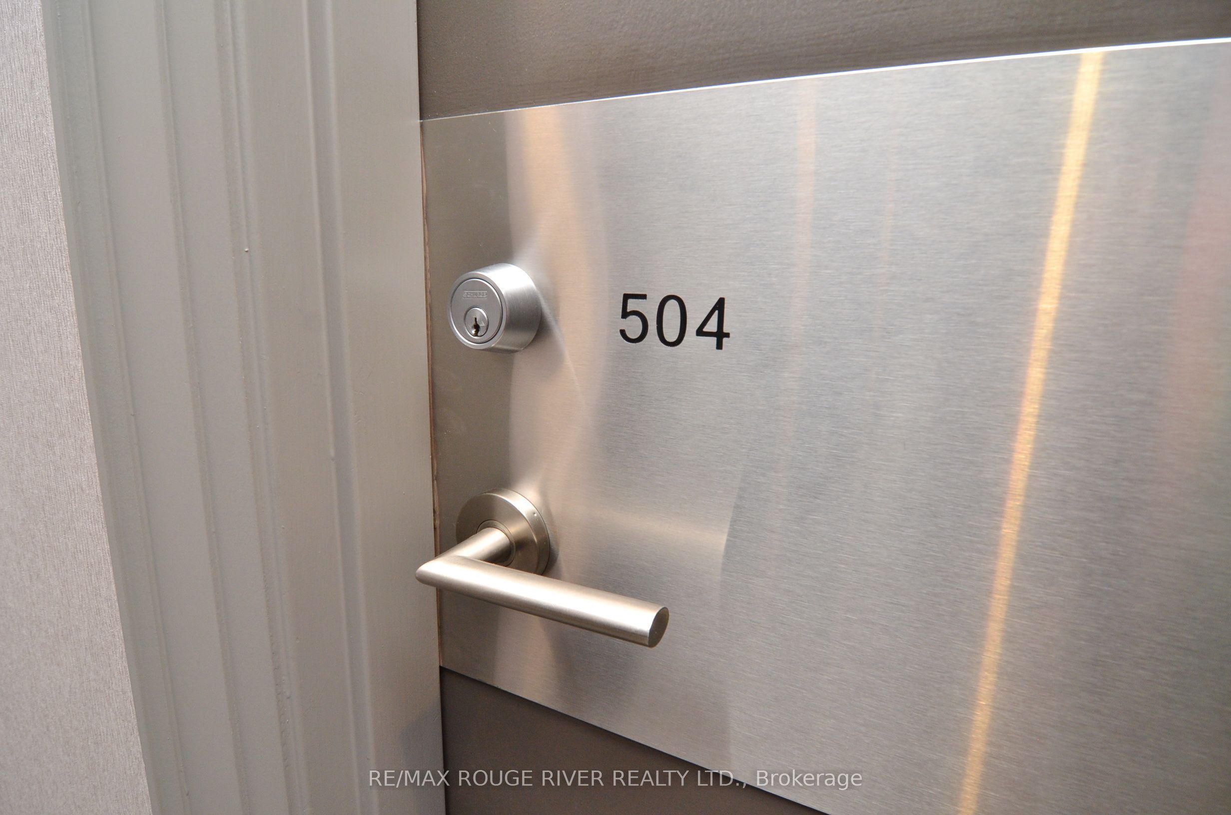 35 Empress Avenue 504, Toronto, ON M2N 6T3 photo 4
