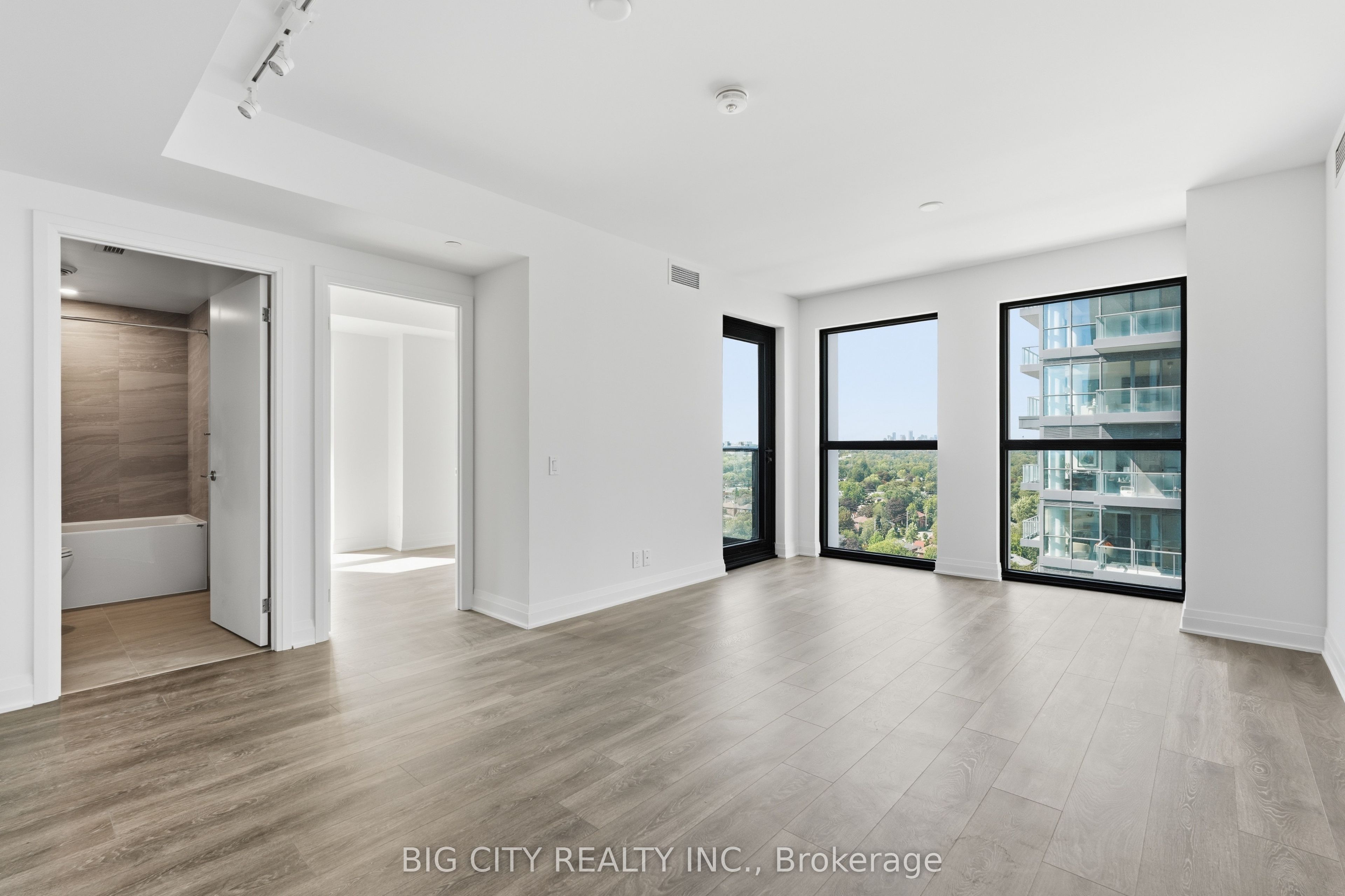 25 Frederick Todd Way 1604, Toronto, ON M4G 0C9