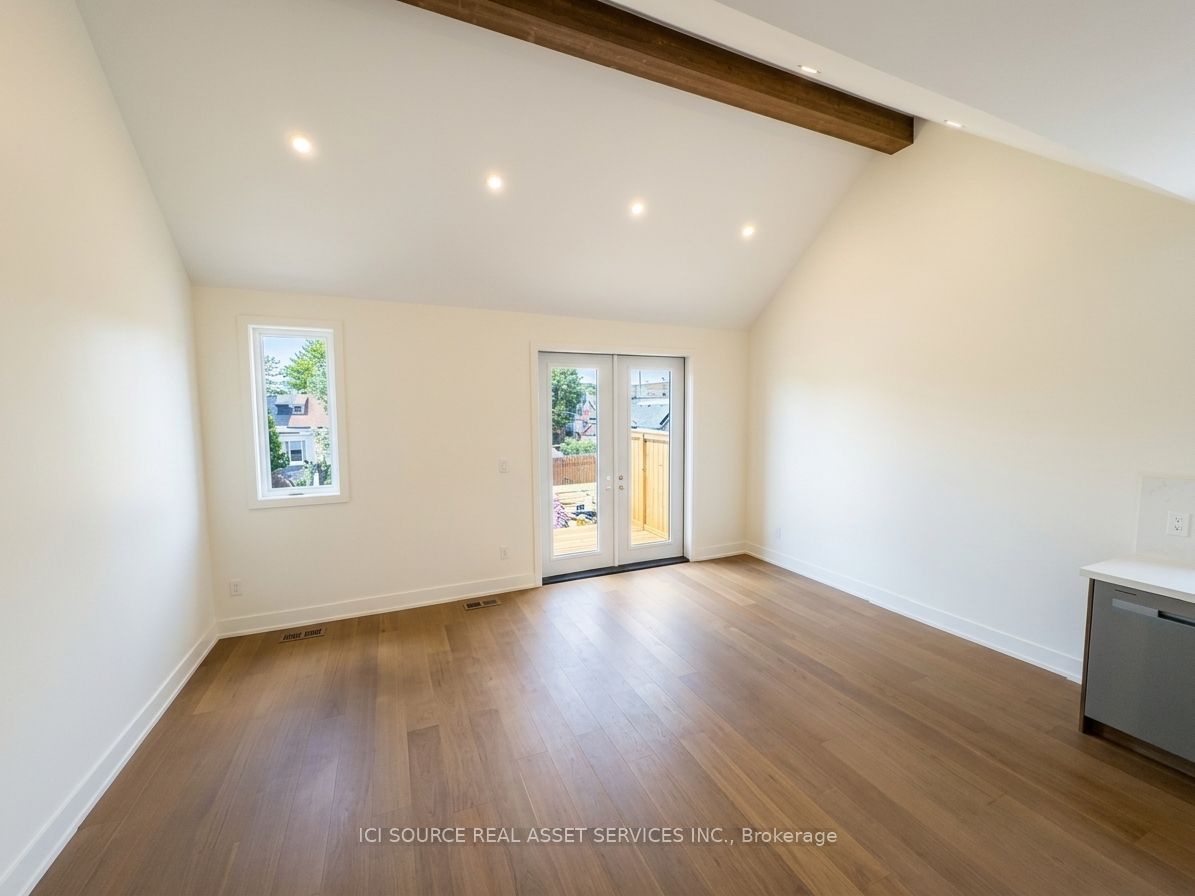 150 Brunswick Avenue 3, Toronto, ON M5S 2M2 photo 3
