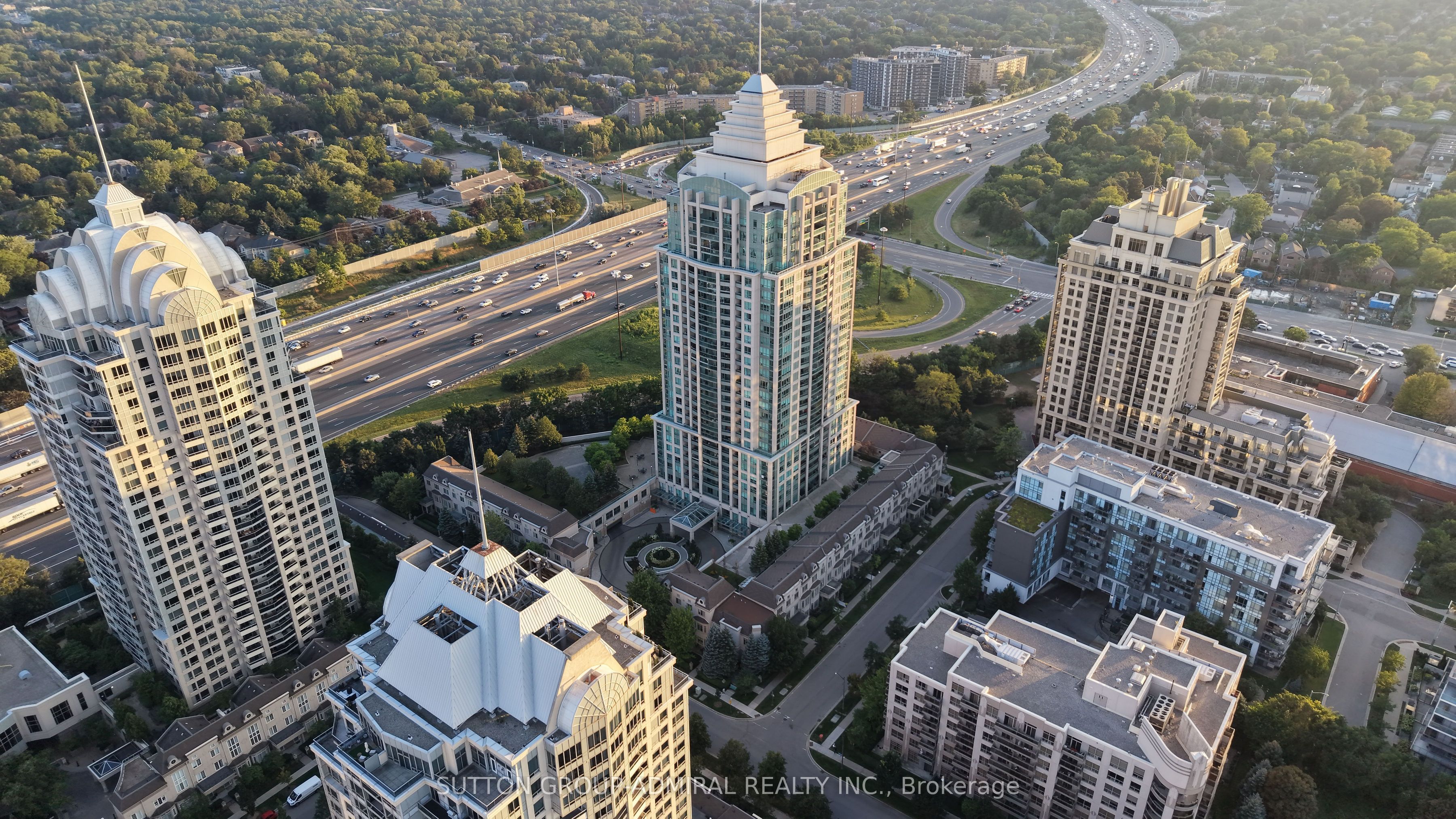 38 Kenaston Gardens GV108, Toronto, ON M2K 1G8 photo 2