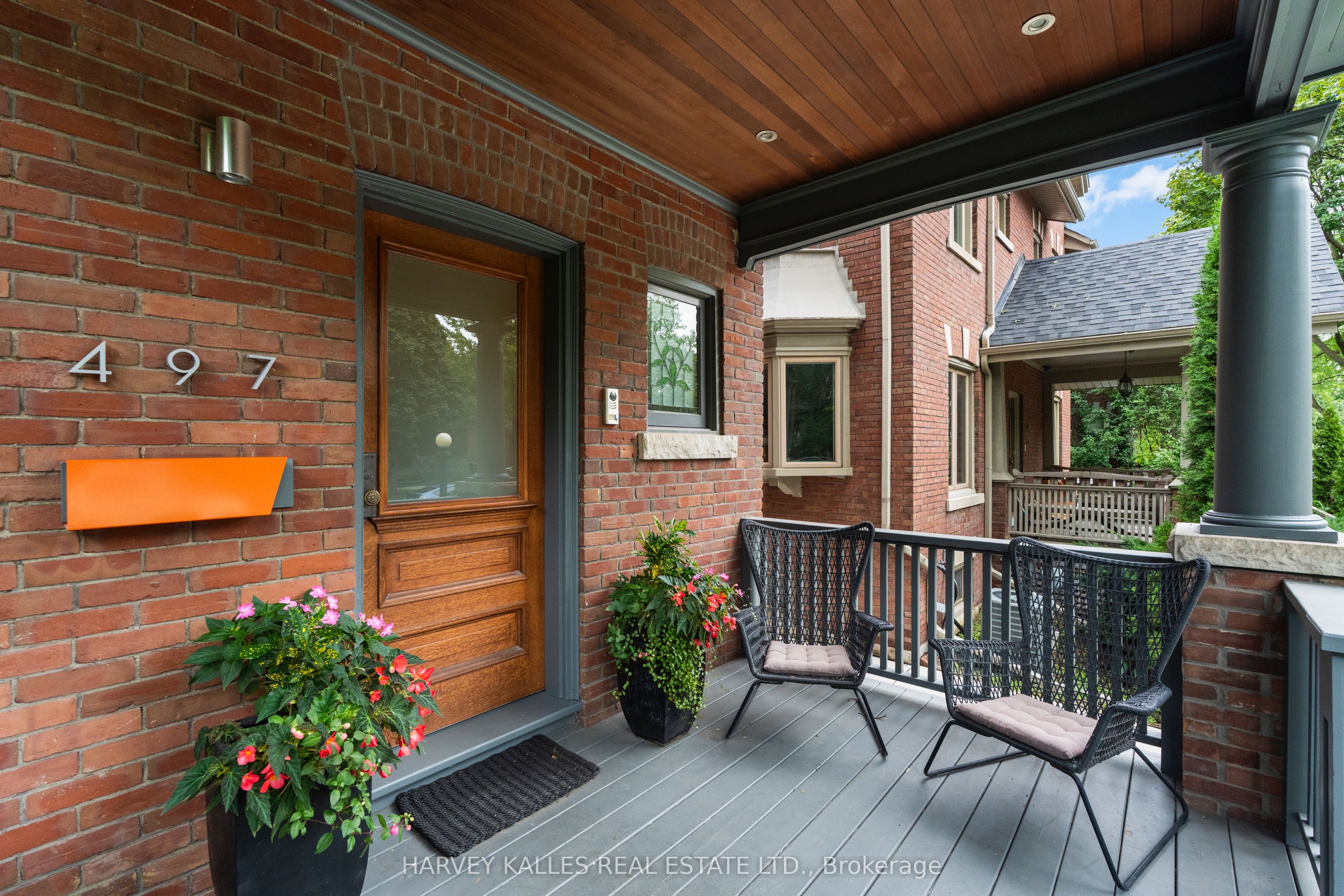 497 Palmerston Boulevard, Toronto, ON M6G 2P2 photo 3