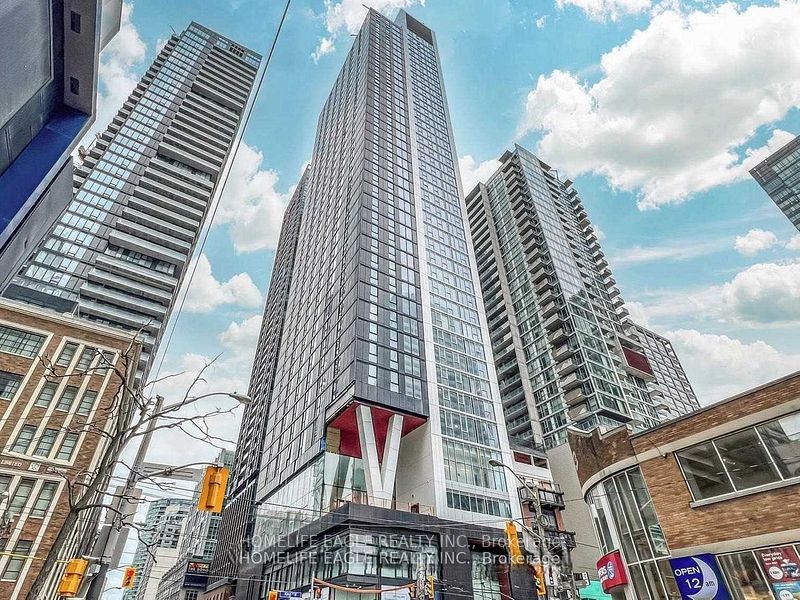 357 King Street W 1108, Toronto, ON M5V 0S7 photo 2