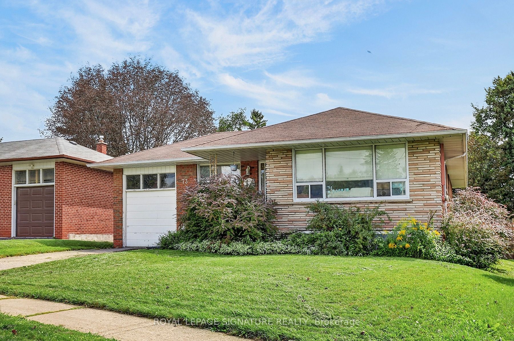 73 Castlegrove Boulevard, Toronto, ON M3A 1L3 photo 2