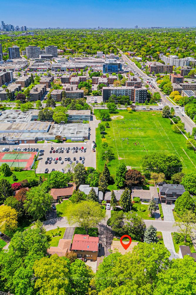 69 Greenland Road, Toronto, ON M3C 1N4 photo 5