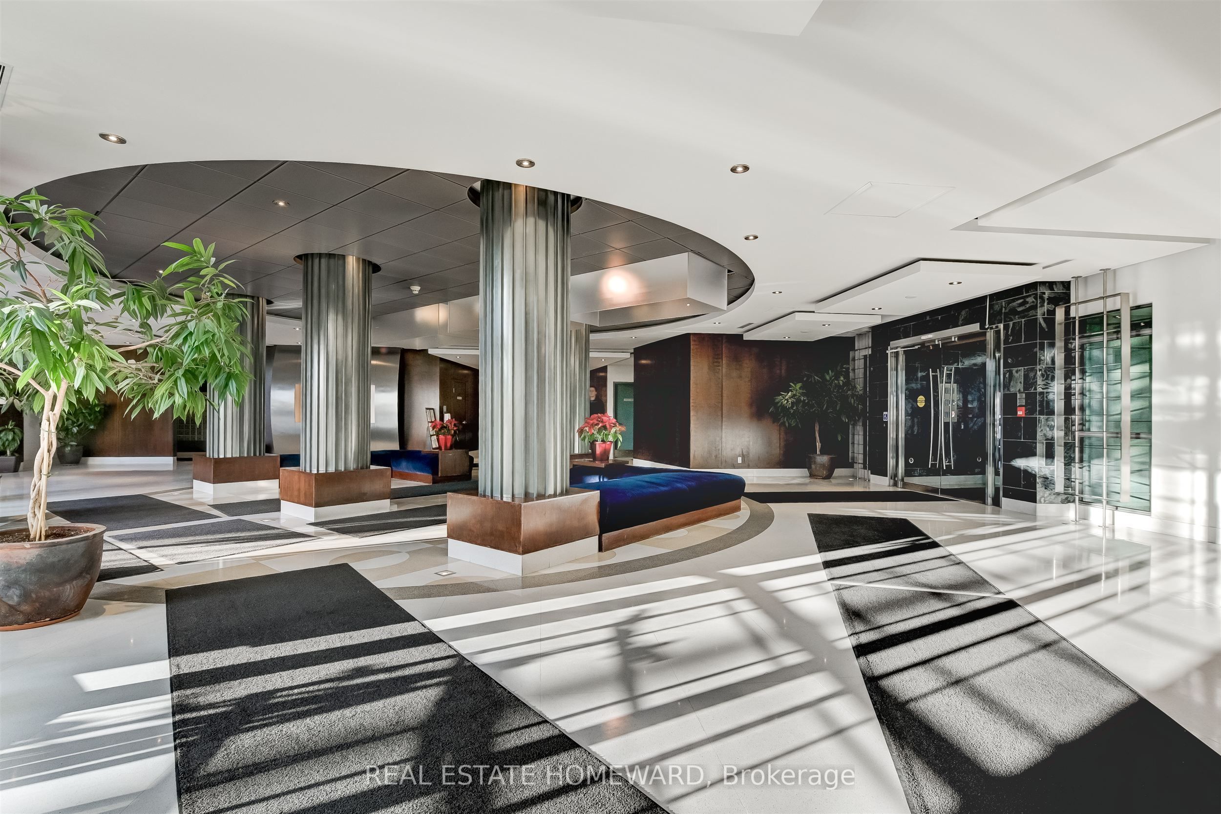 410 Queens Quay W 1117, Toronto, ON M5V 3T1 photo 2