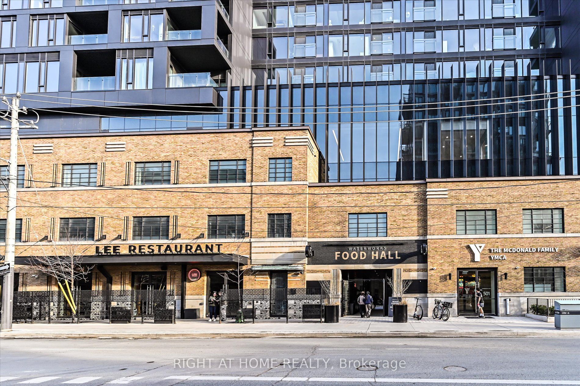 505 Richmond Street W 733, Toronto, ON M5V 1Y3