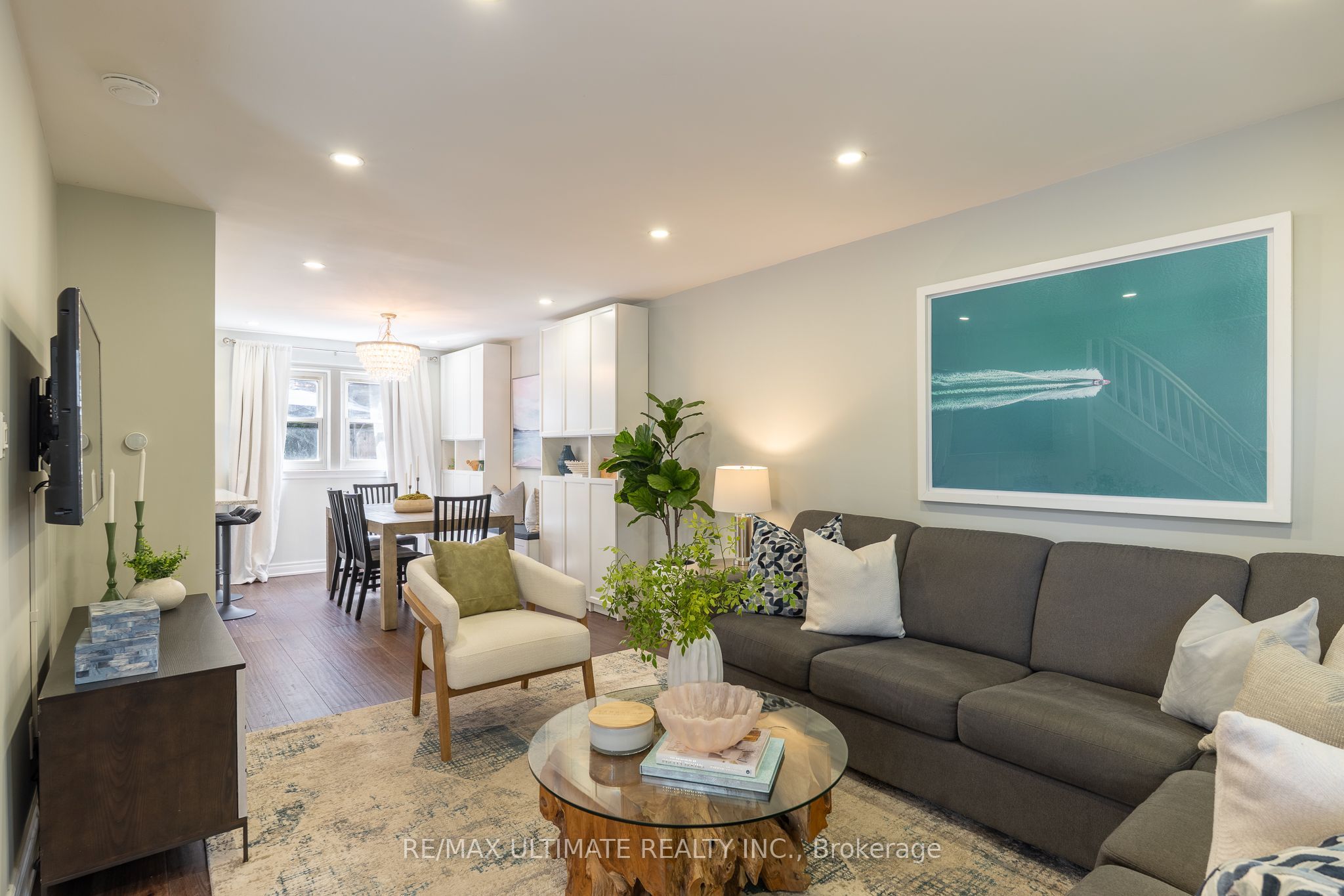 3 Thursfield Crescent, Toronto, ON M4G 2N4 photo 4