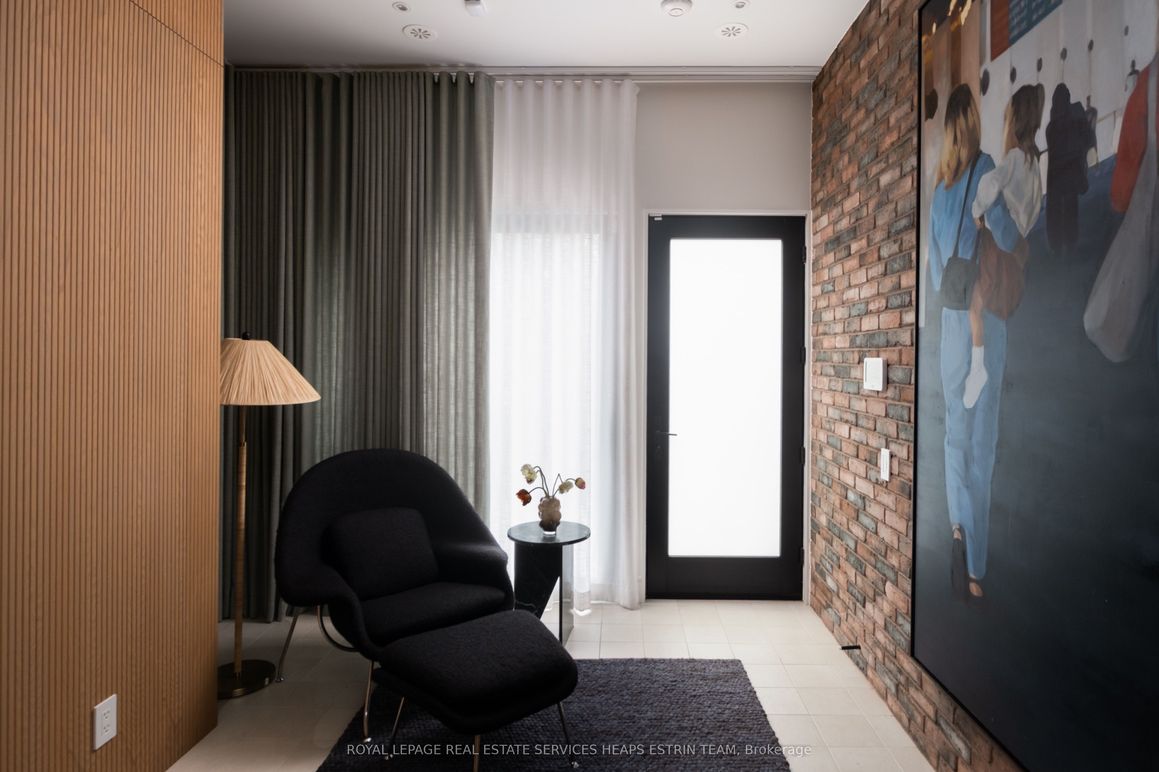 42 Clarendon Avenue, Toronto, ON M4V 1J1 photo 2