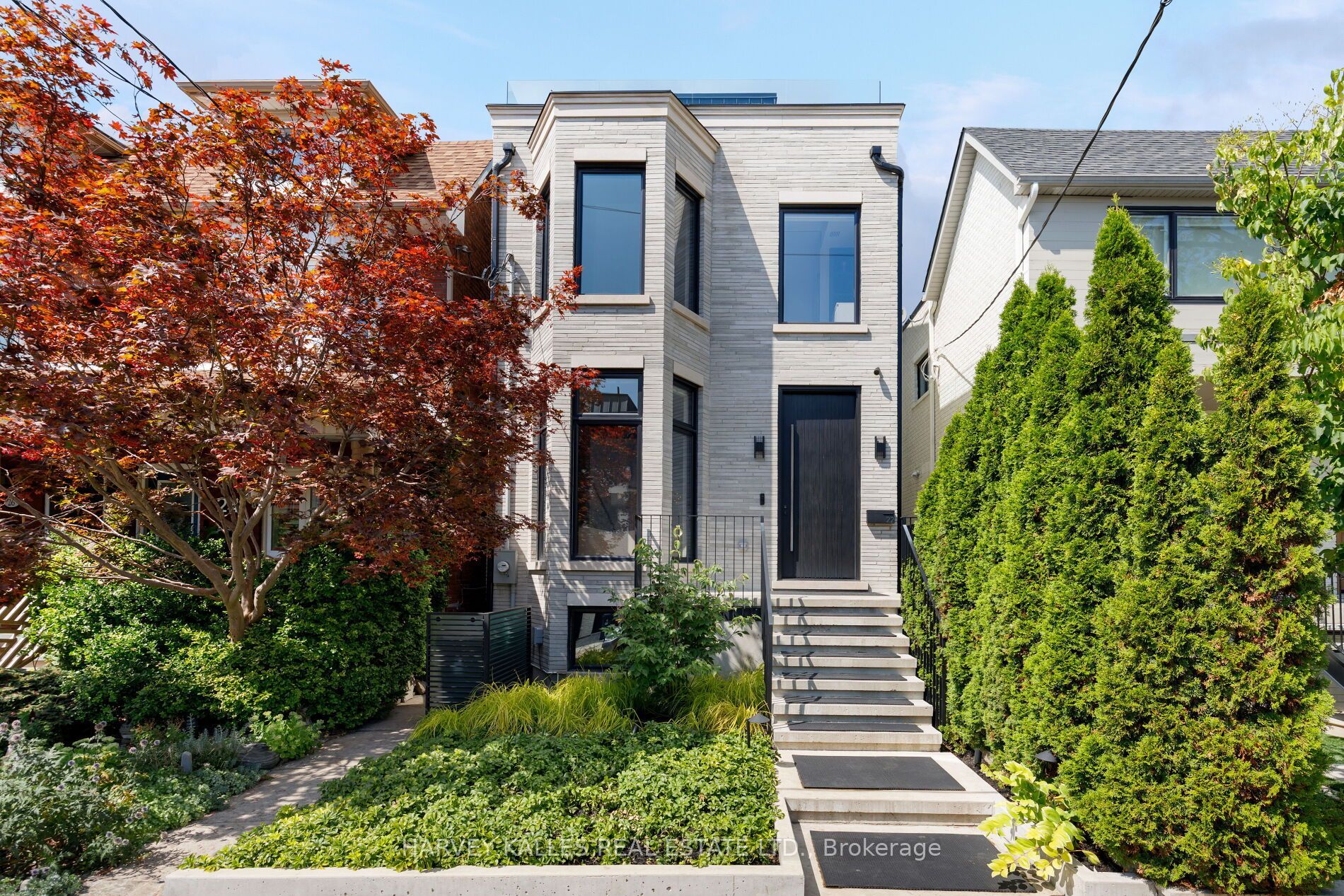 22 Foxley Street, Toronto, ON M6J 1R1