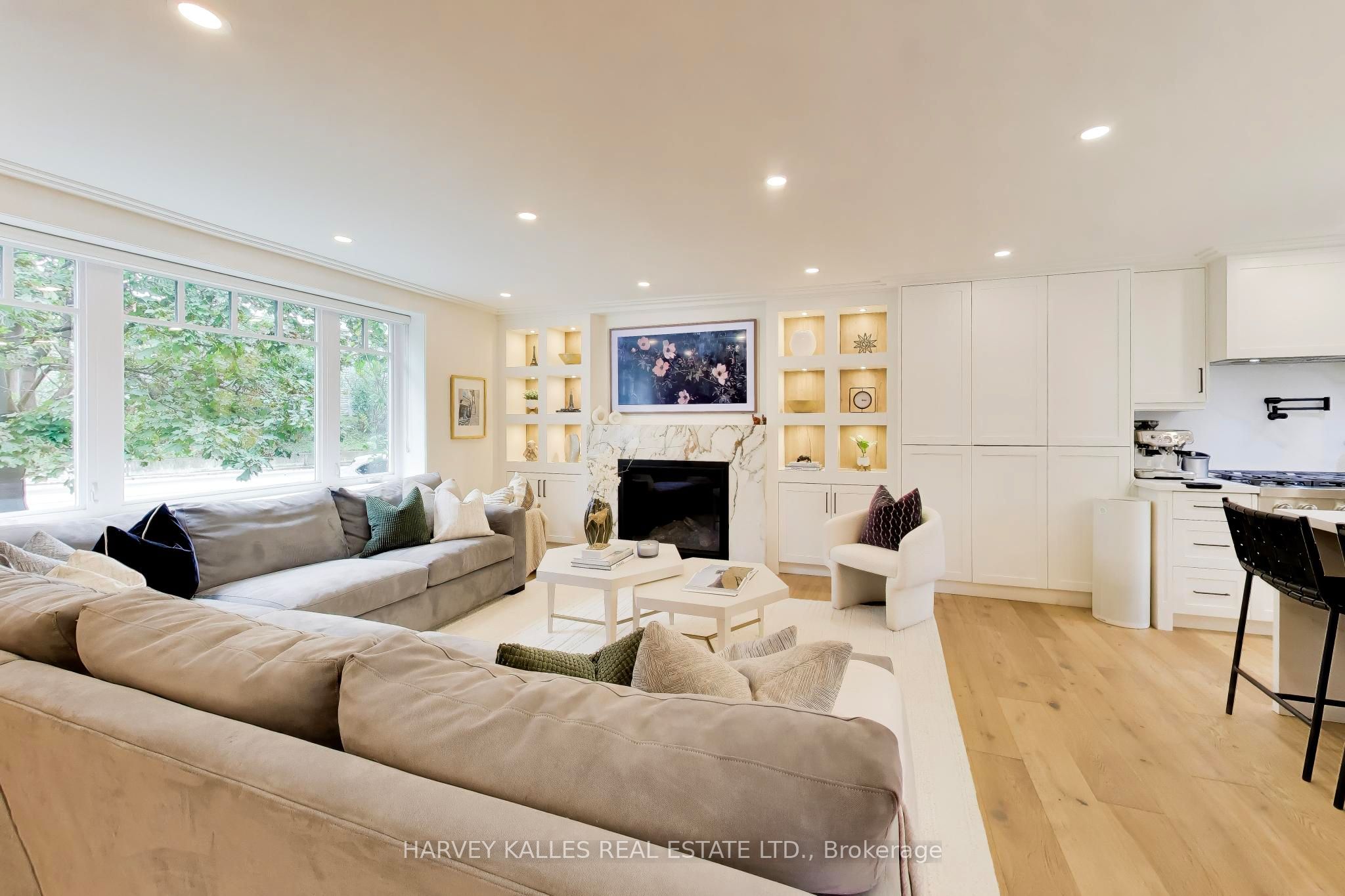 287 Yonge Boulevard, Toronto, ON M5M 3J1 photo 4