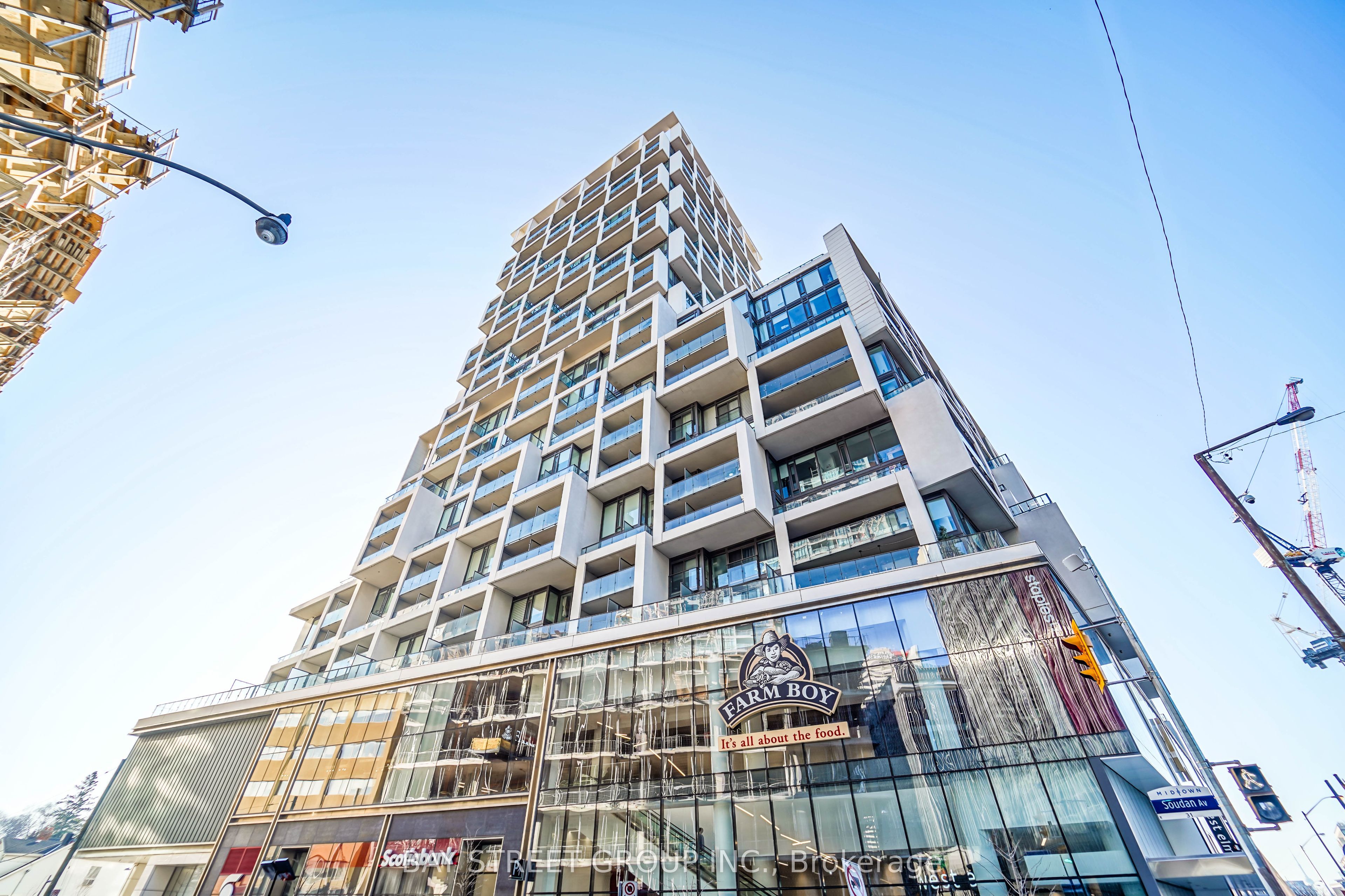 5 Soudan Avenue 1003, Toronto, ON M4S 1V5