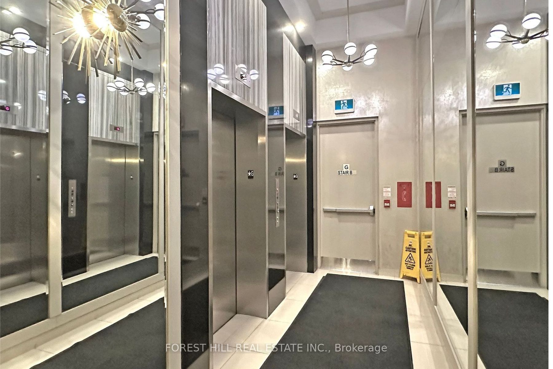 1486 Bathurst Street 1303, Toronto, ON M5P 3G9 photo 4