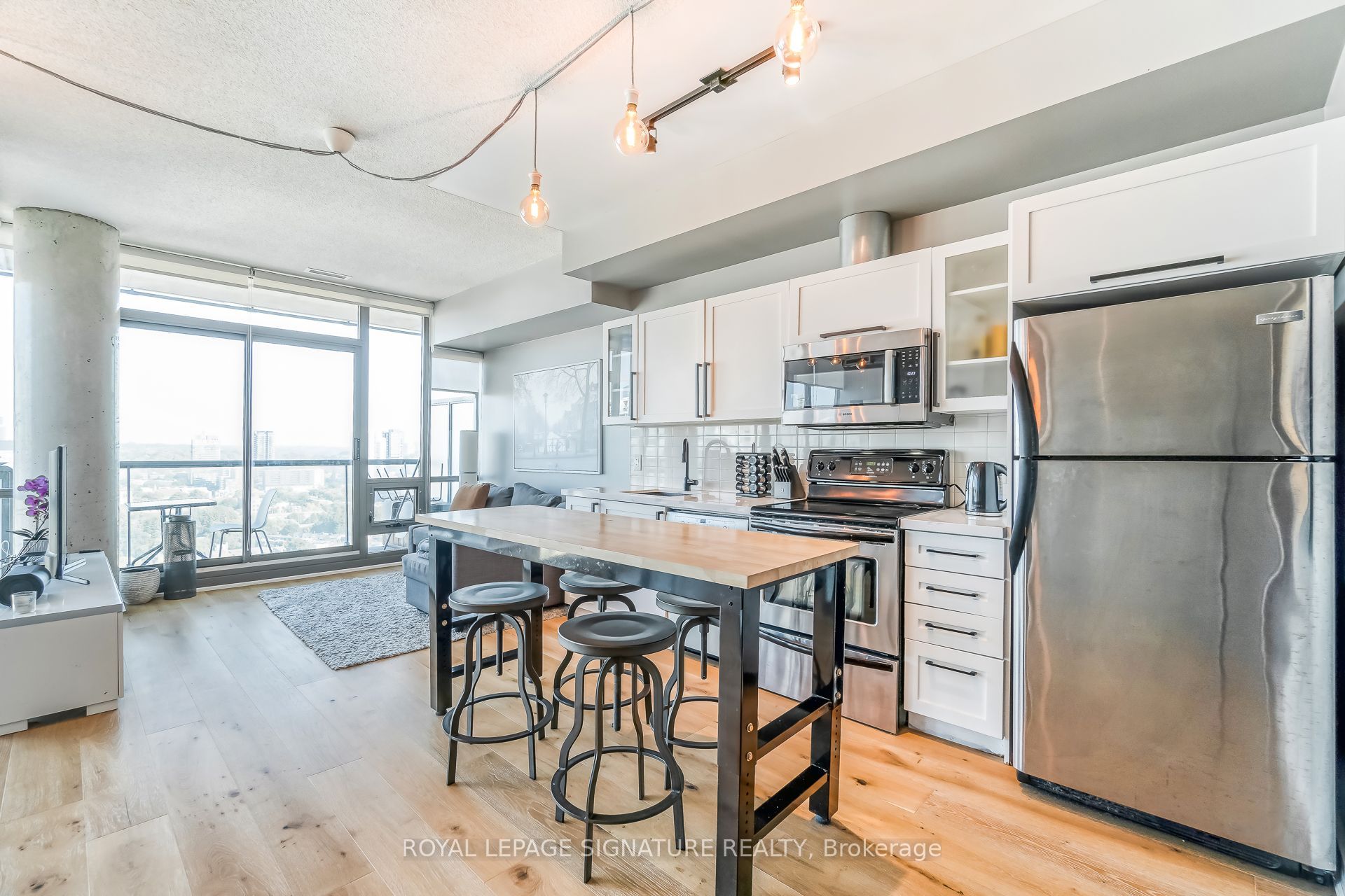 33 Mill Street 2308, Toronto, ON M5A 3R3 photo 3