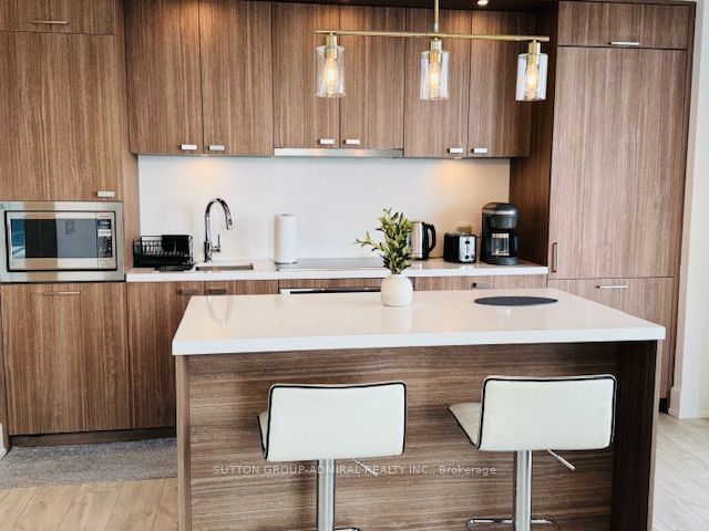 10 Inn On The Park Drive 2904, Toronto, ON M3C 0P9 photo 4