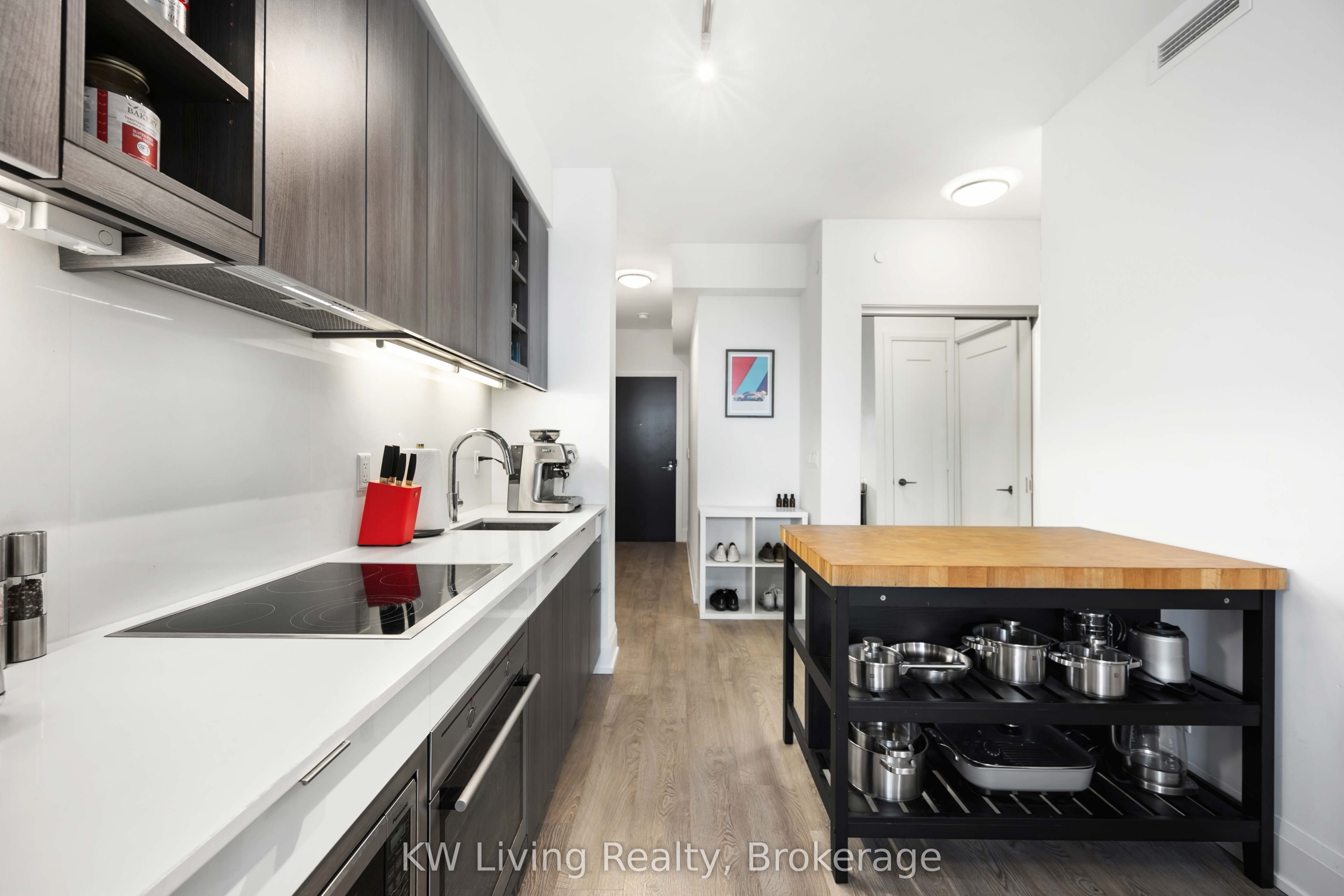 101 Erskine Avenue 1703, Toronto, ON M4P 0C5 photo 3