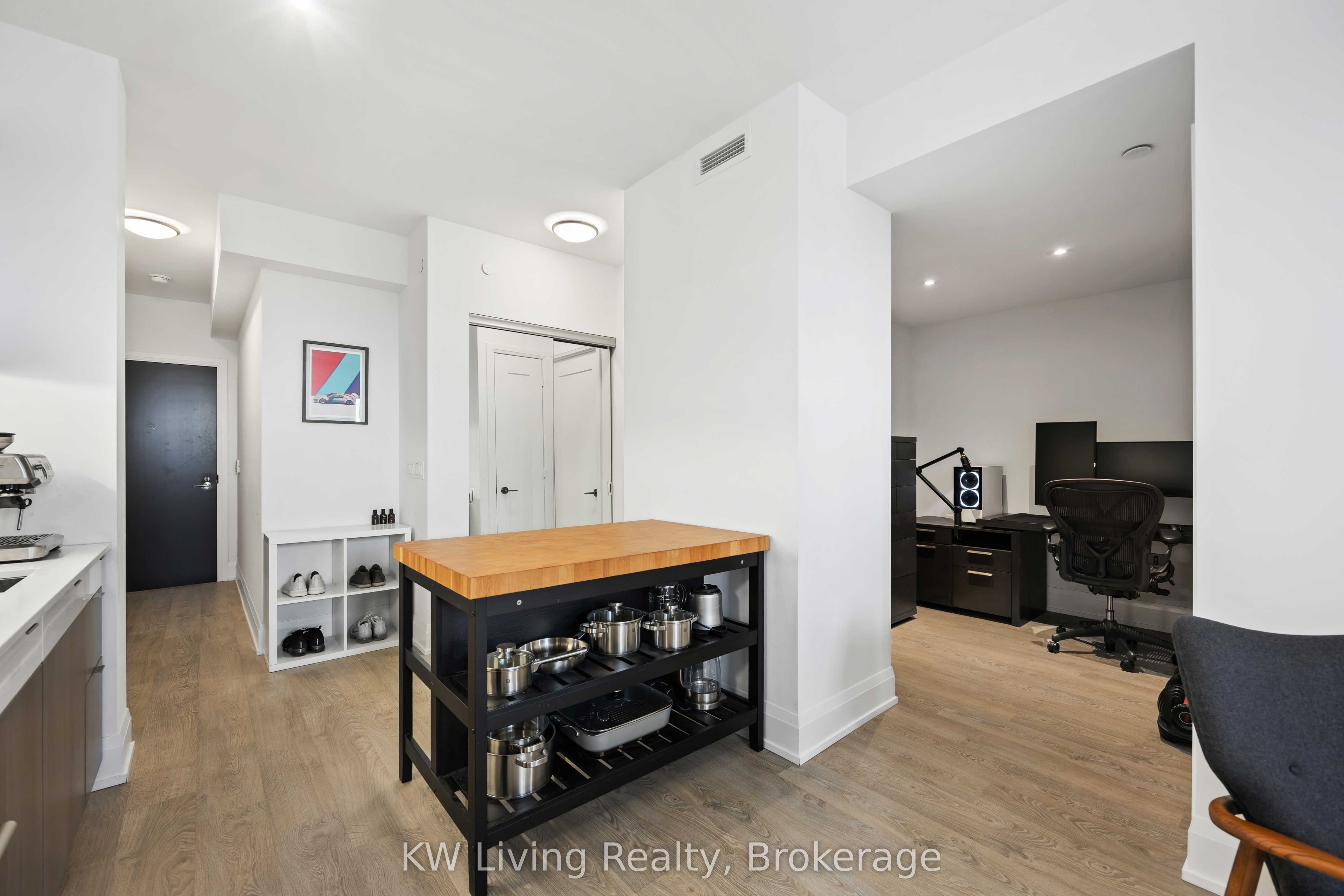 101 Erskine Avenue 1703, Toronto, ON M4P 0C5 photo 4