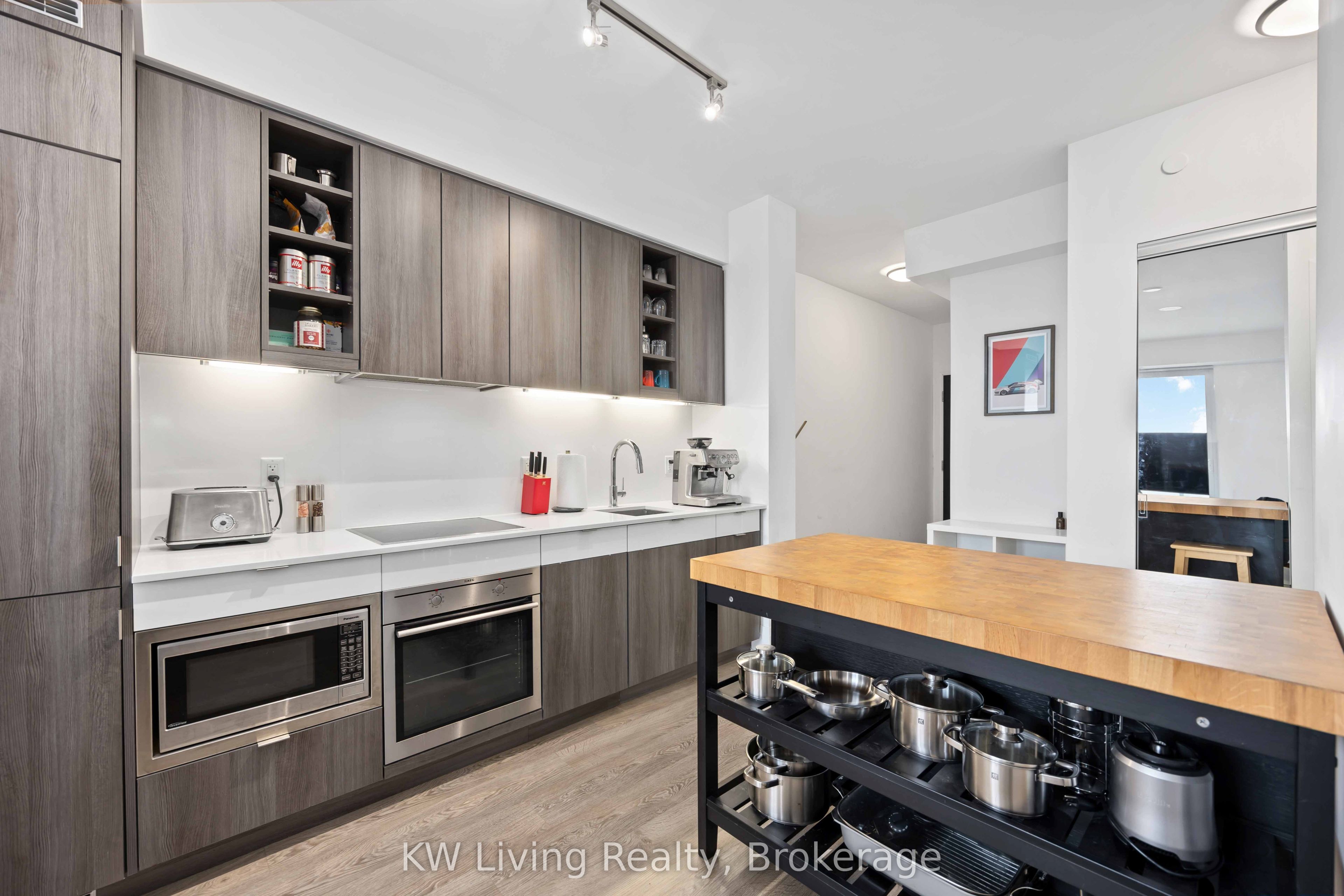 101 Erskine Avenue 1703, Toronto, ON M4P 0C5 photo 5