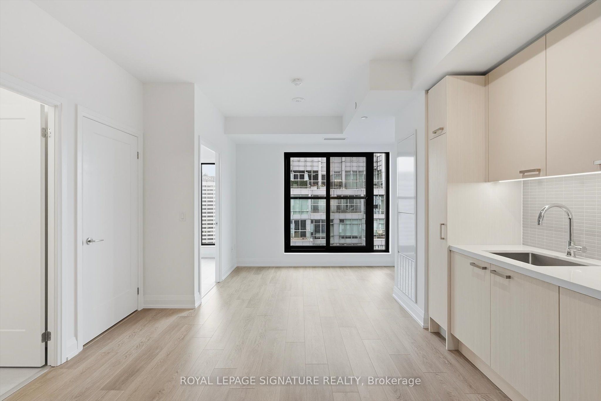 20 Soudan Avenue 3409, Toronto, ON M4S 0E2 photo 2