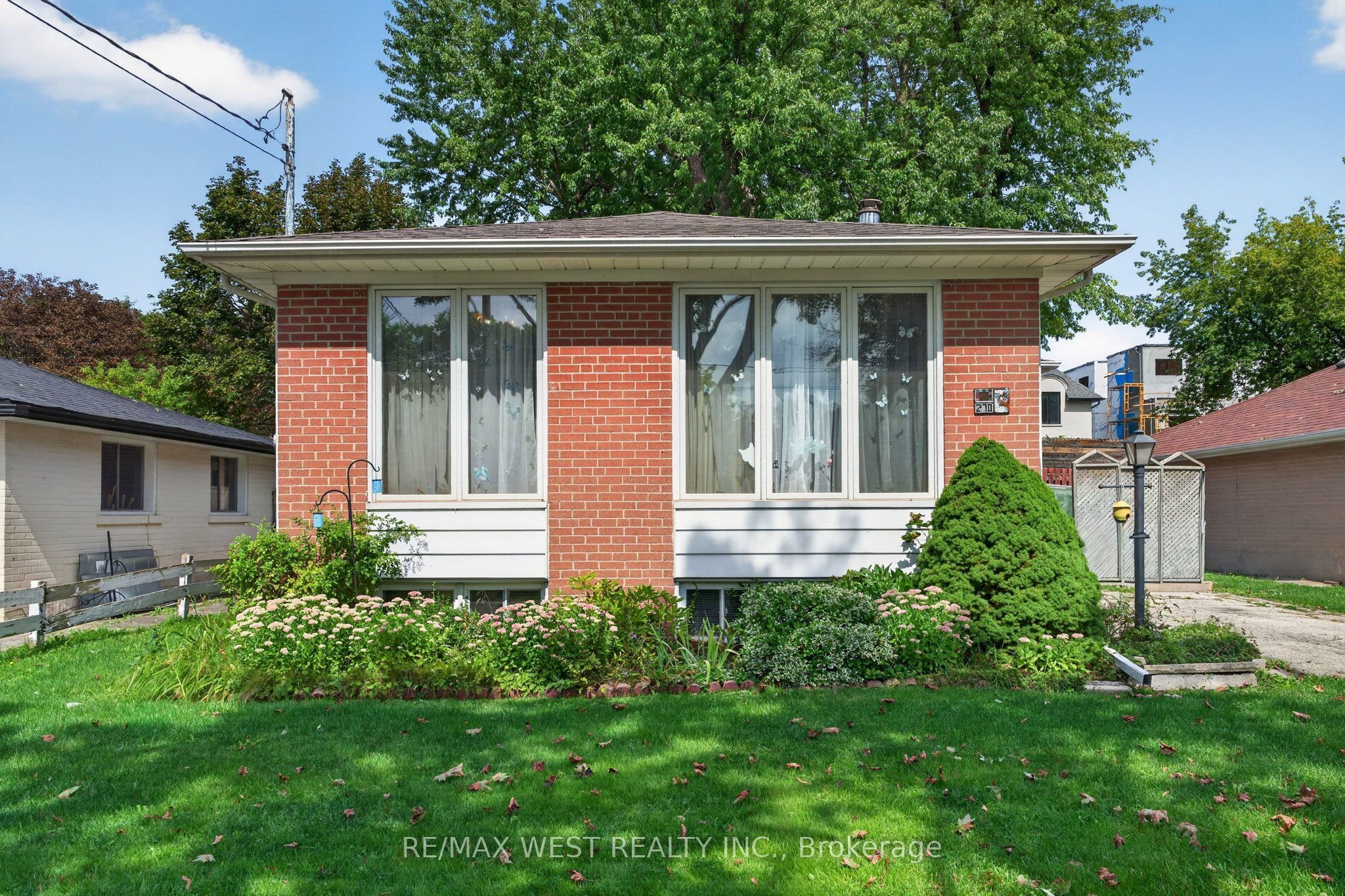 270 Homewood Avenue, Toronto, ON M2R 2N3 photo 4