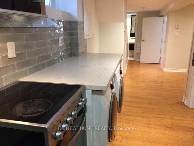 172 Davisville Avenue B, Toronto, ON M4S 1E8 photo 2