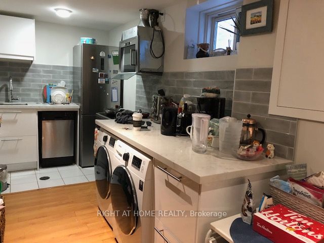 172 Davisville Avenue B, Toronto, ON M4S 1E8 photo 3