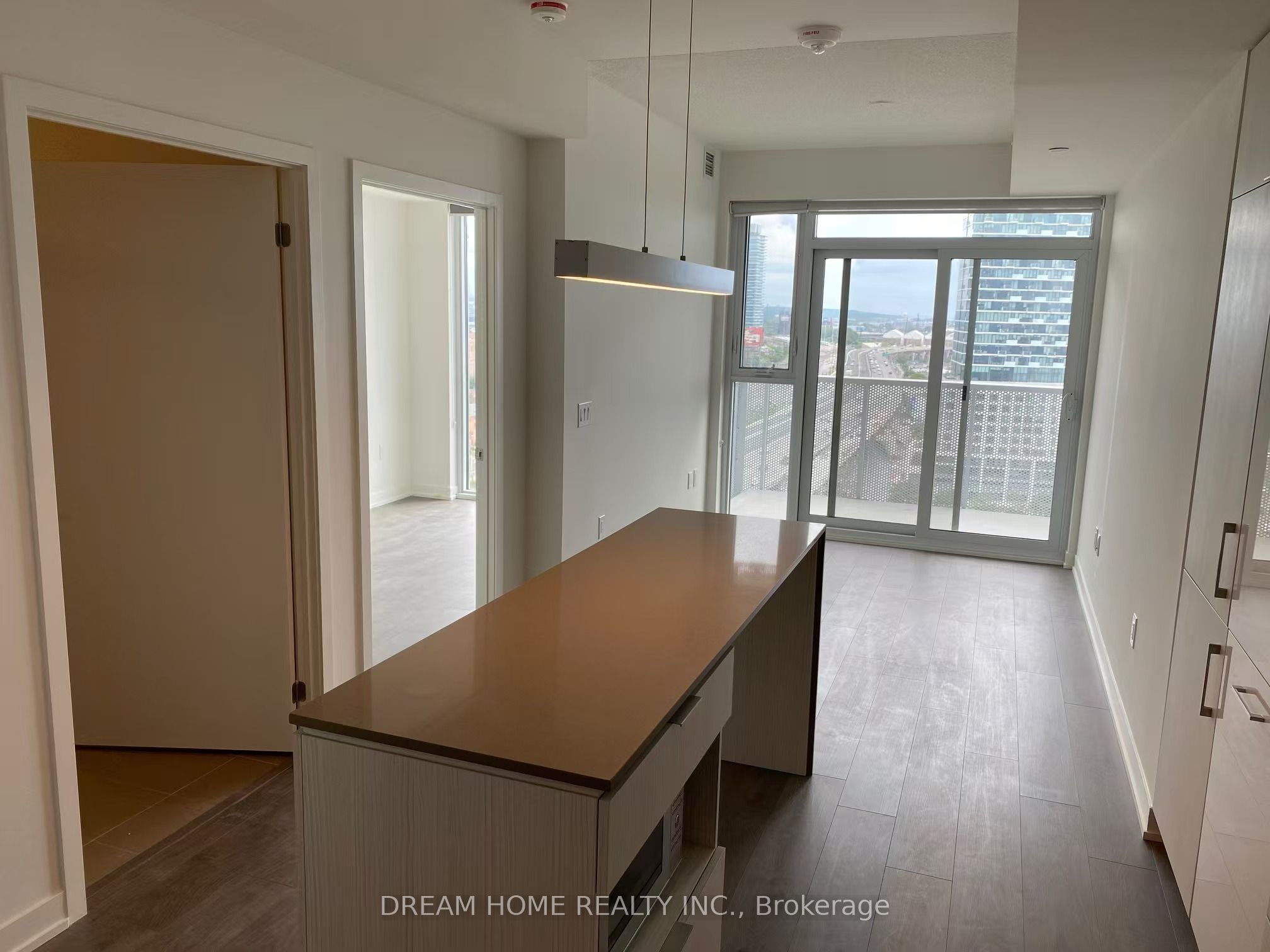 20 Richardson Street 1401, Toronto, ON M5A 0S6 photo 2