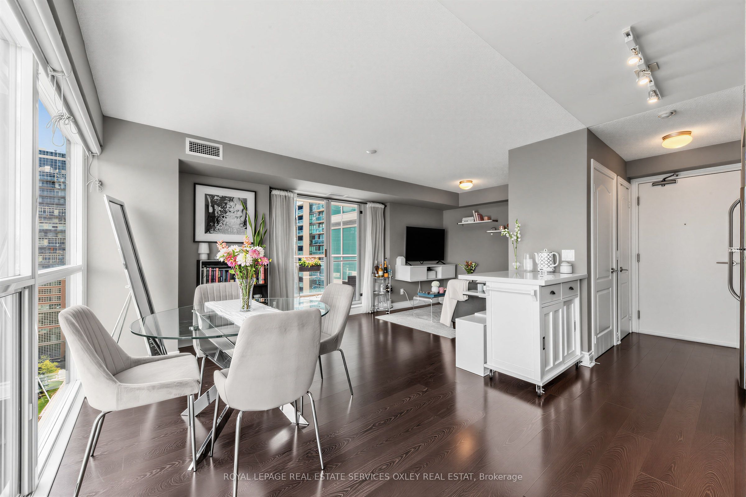 100 Western Battery Road 1102, Toronto, ON M6K 3S2 photo 2