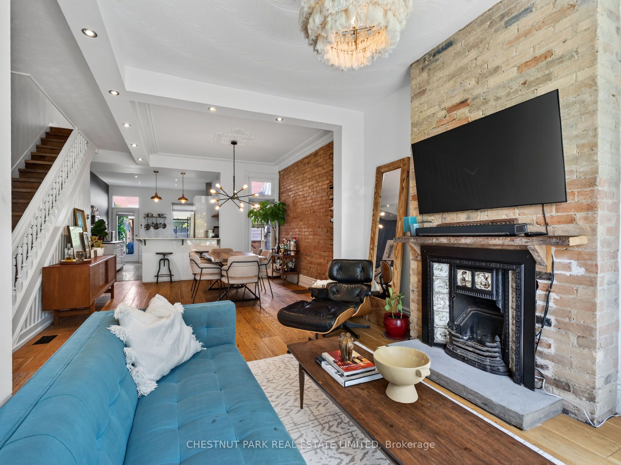 28 Robinson Street, Toronto, ON M6J 1L2 photo 5