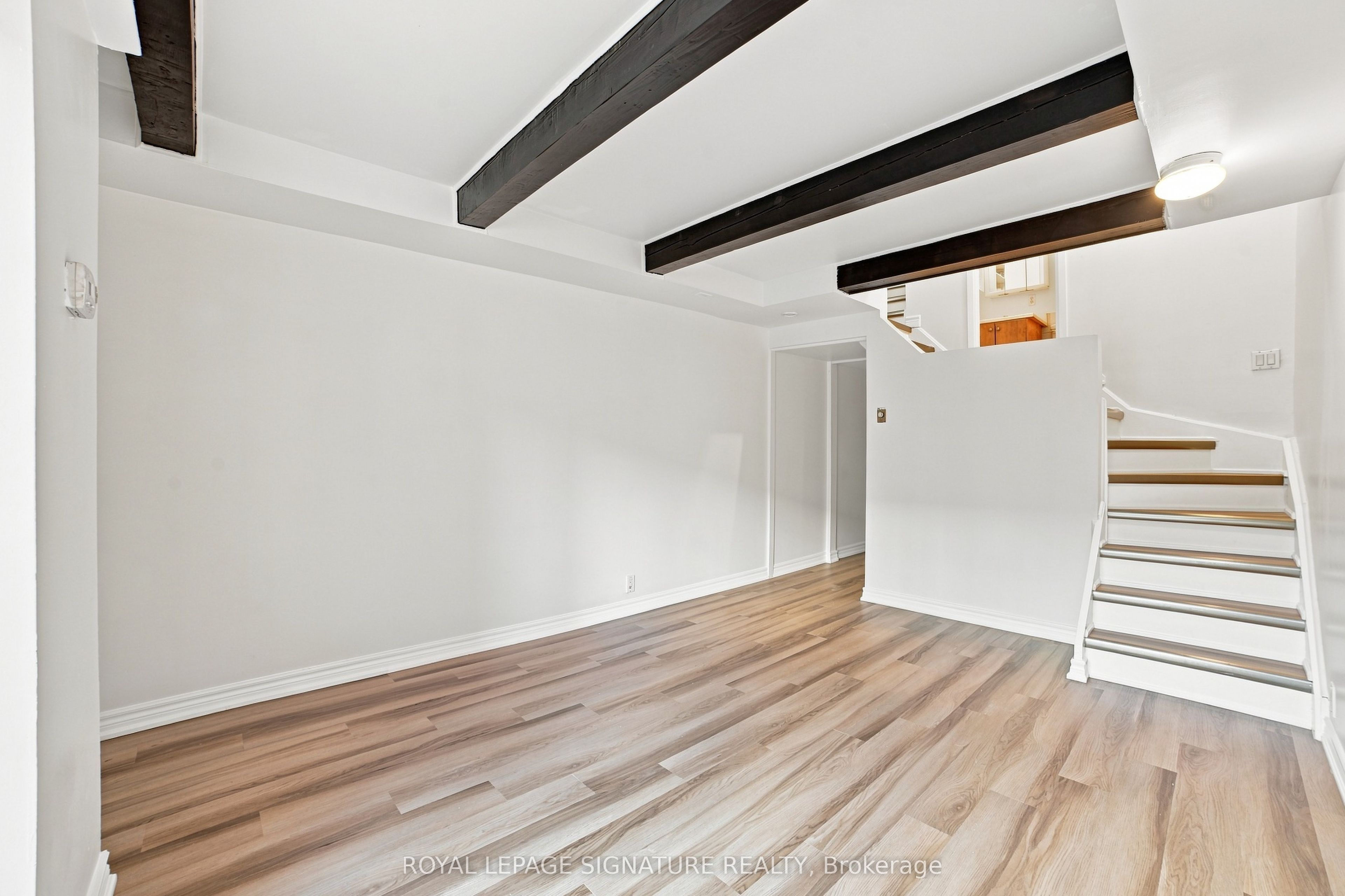 325 Jarvis Street 18, Toronto, ON M5B 2C2 photo 4