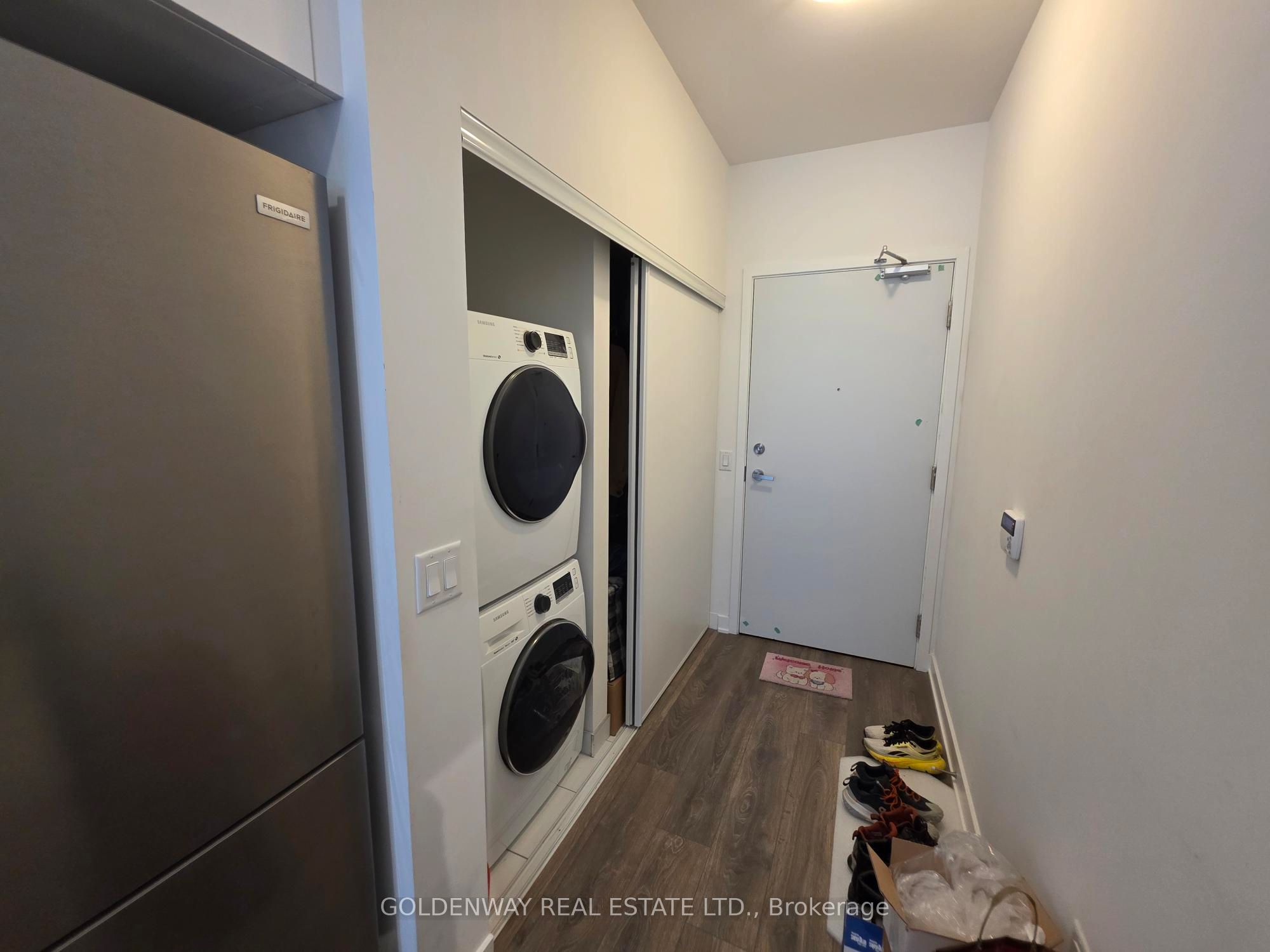 195 Redpath Avenue PH15, Toronto, ON M4P 0E4 photo 2