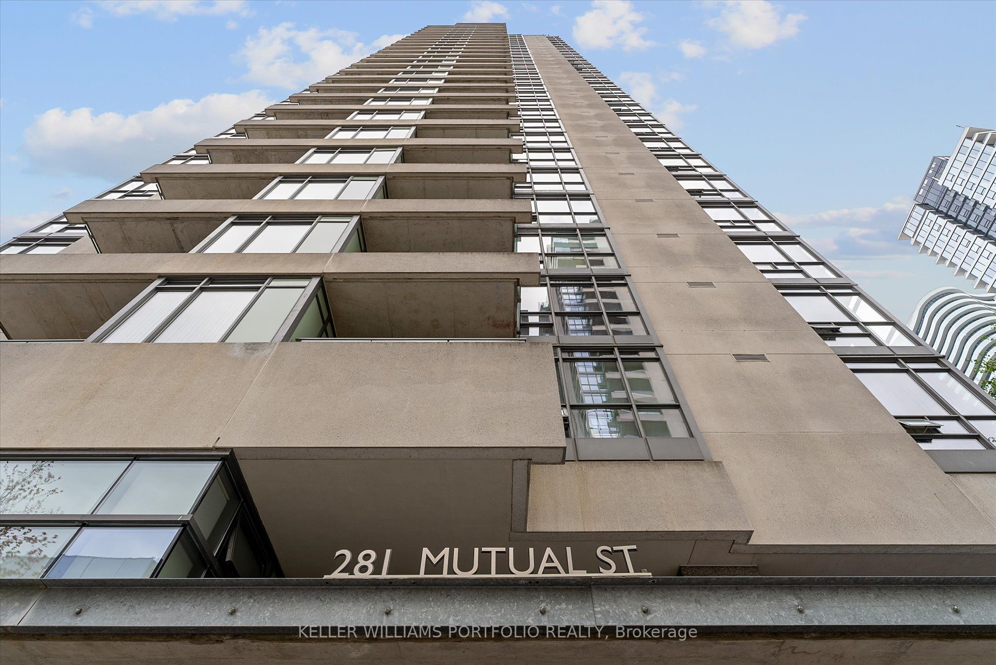 281 Mutual Street 1602, Toronto, ON M4Y 3C4 photo 5