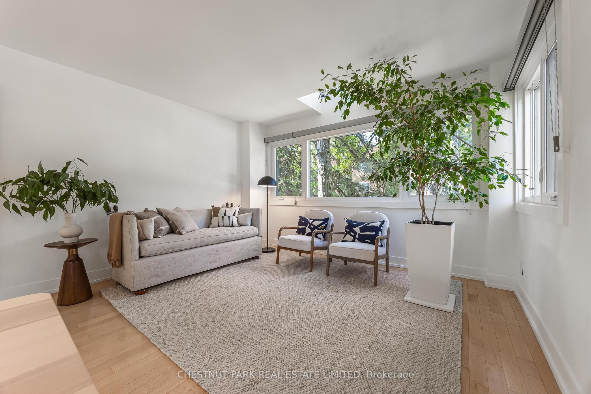 211 Snowdon Avenue, Toronto, ON M4N 2B4 photo 4