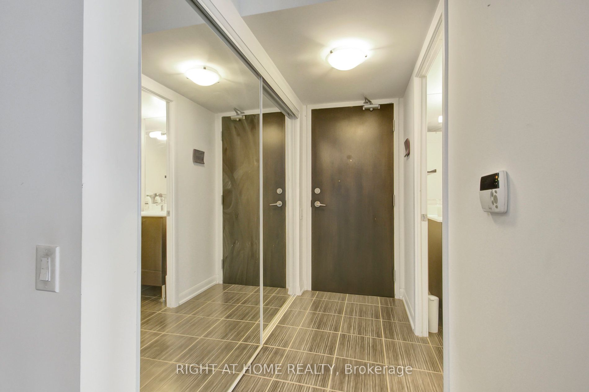 17 Anndale Drive 1517, Toronto, ON M2N 2W7 photo 4