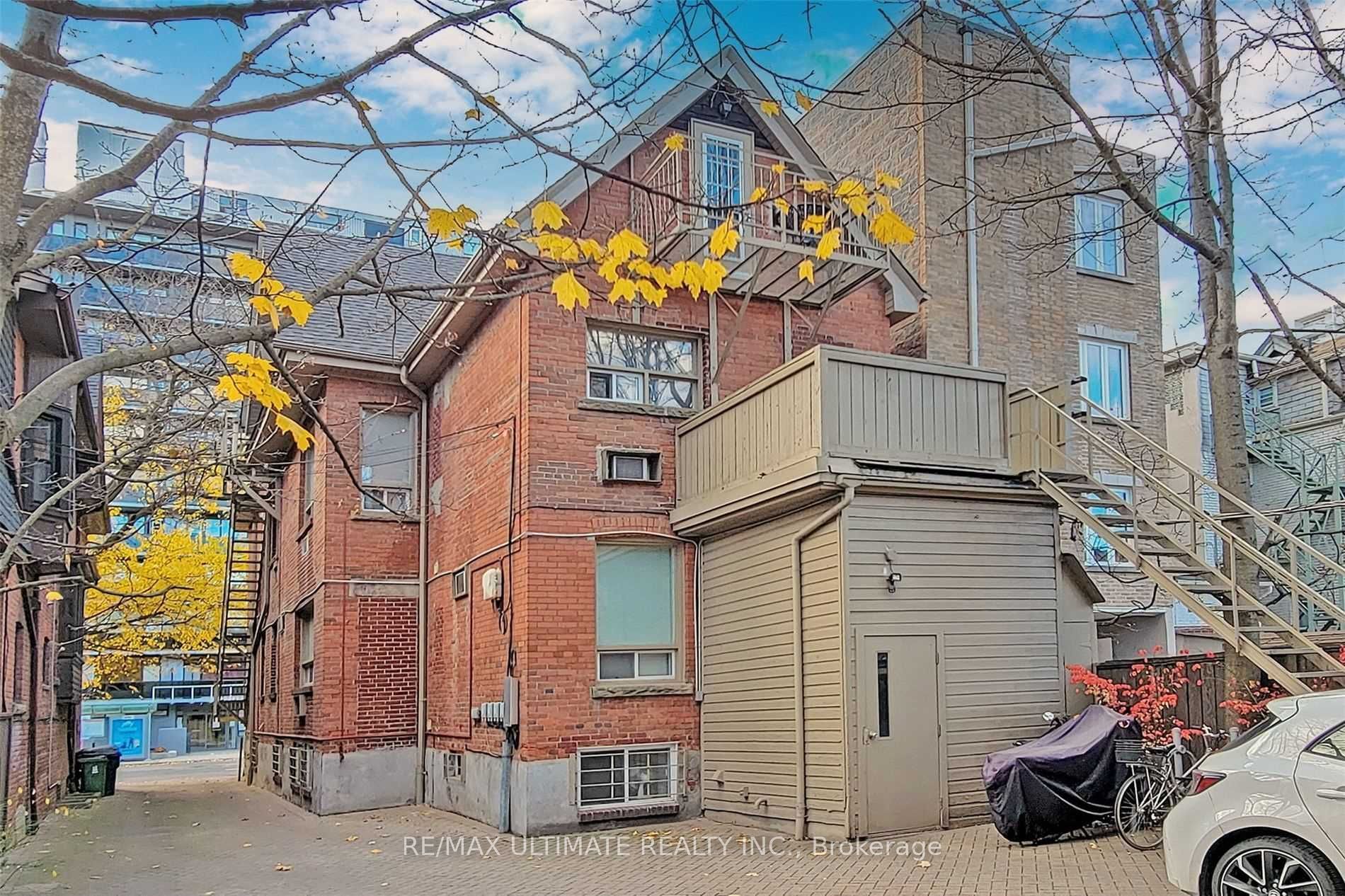 93 Spadina Road, Toronto, ON M5R 2T1 photo 2