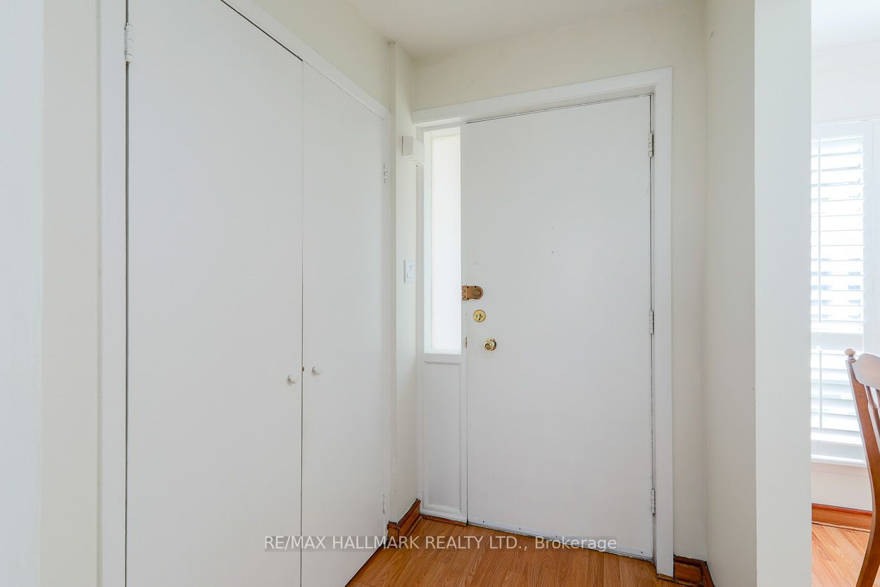83 Rameau Drive 1, Toronto, ON M2H 1T6 photo 2