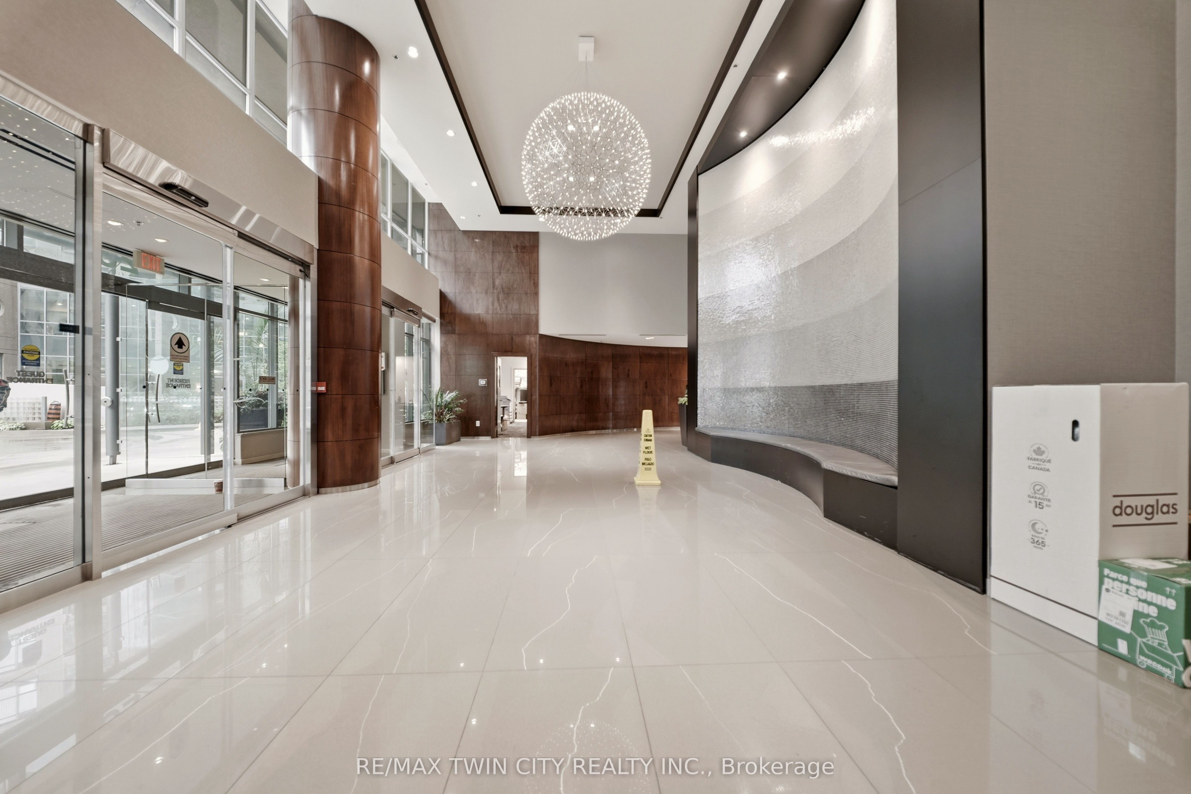 231 Fort York Boulevard 2502, Toronto, ON M5V 1B2