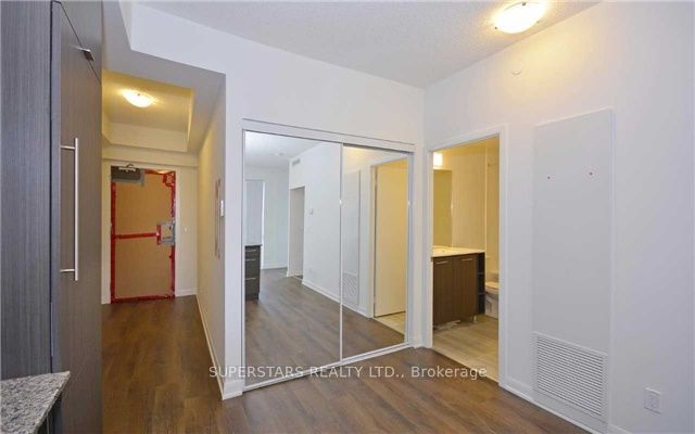 435 Richmond Street W 613, Toronto, ON M5V 0N3 photo 5