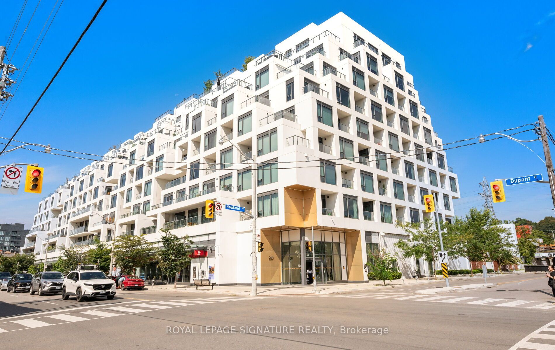 280 Howland Avenue 526, Toronto, ON M5R 0C3