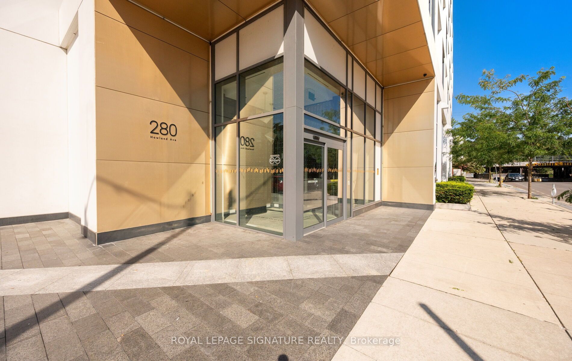 280 Howland Avenue 526, Toronto, ON M5R 0C3 photo 2