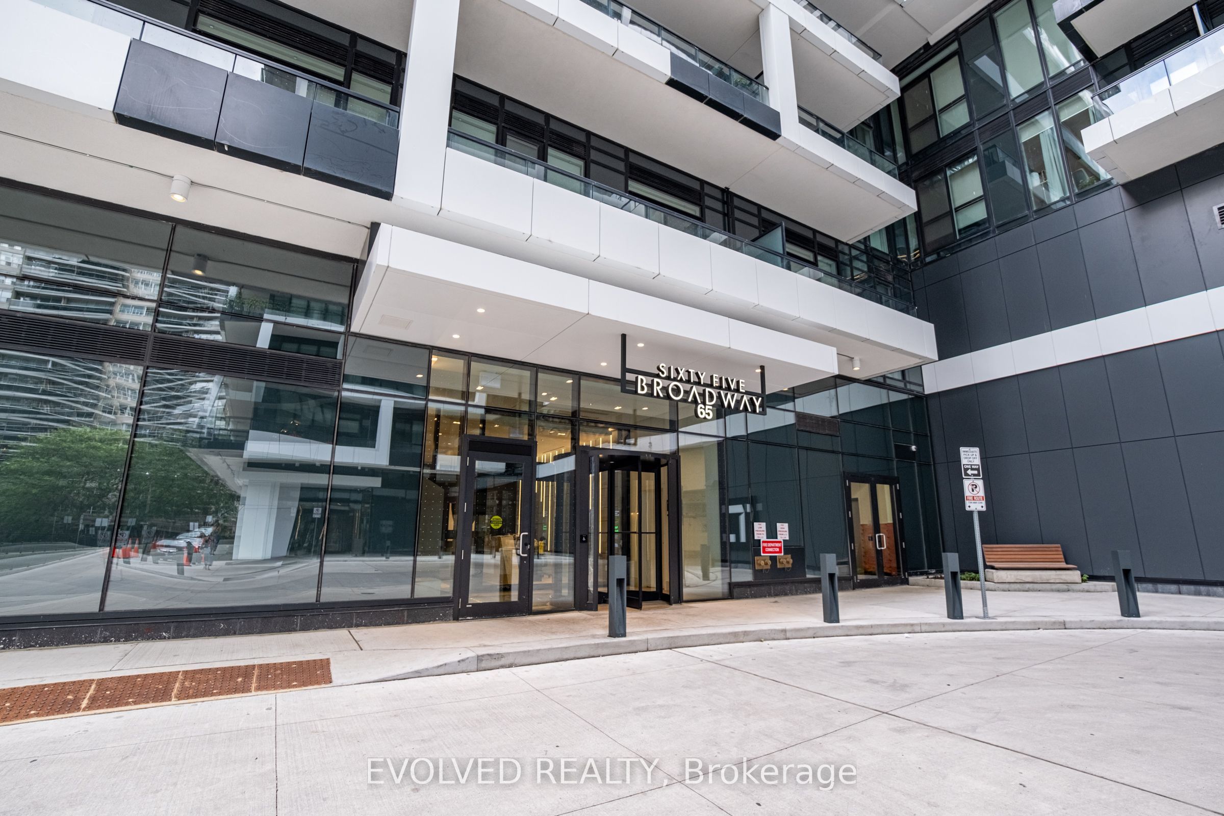 65 Broadway Avenue 2810, Toronto, ON M4P 1T9 photo 3