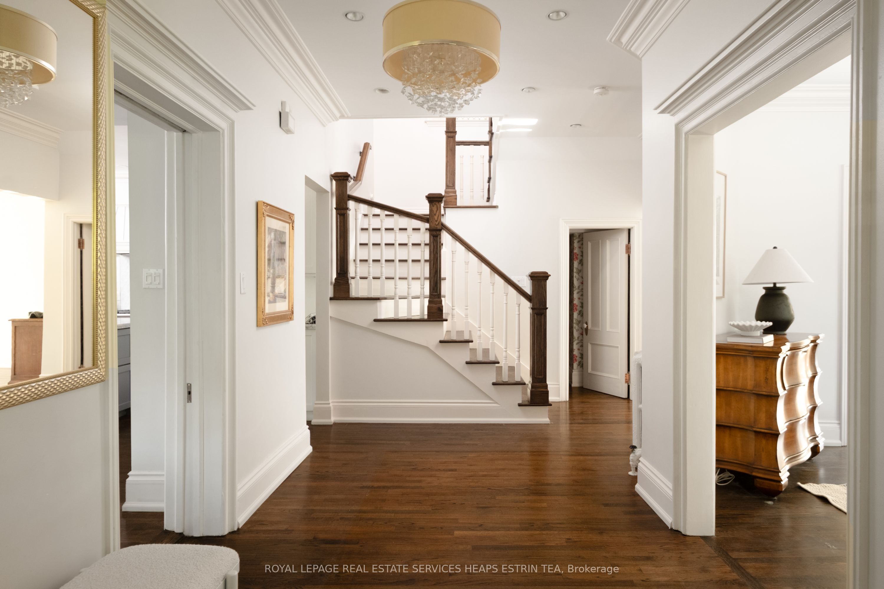 43 Maple Avenue, Toronto, ON M4W 2T9 photo 5